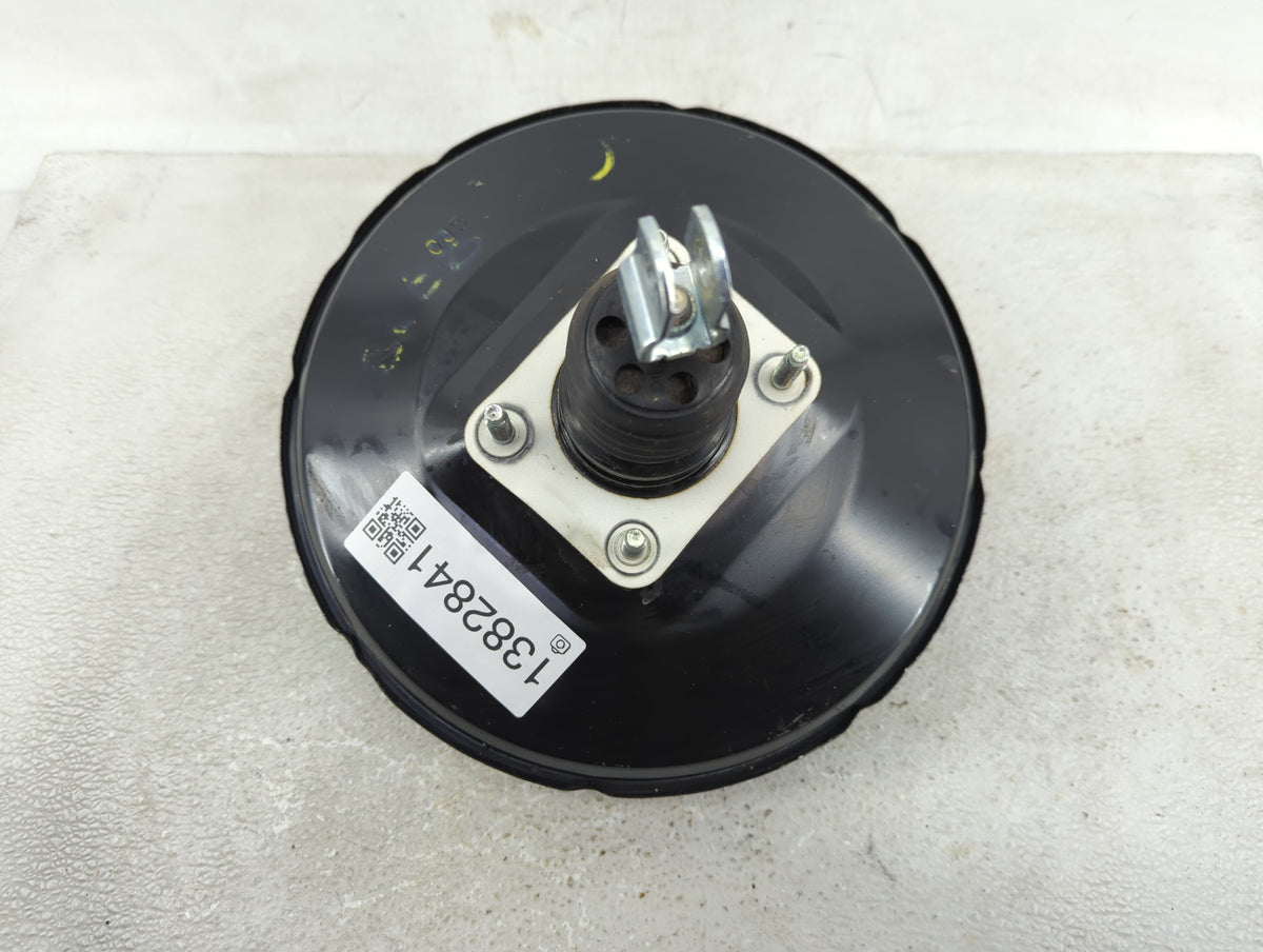 2017-2020 Hyundai Elantra Power Brake Booster Oem 1382841 - Oemusedautoparts1.com