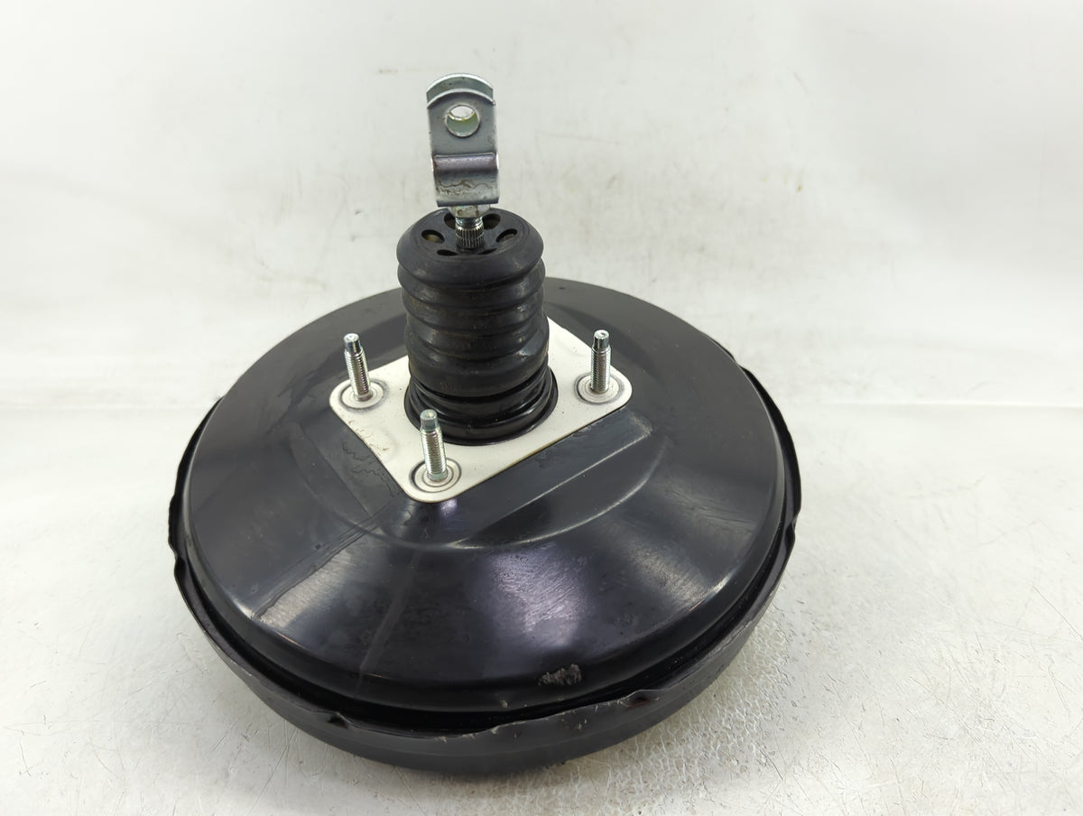 2017-2020 Hyundai Elantra Power Brake Booster Oem 1382964 - Oemusedautoparts1.com