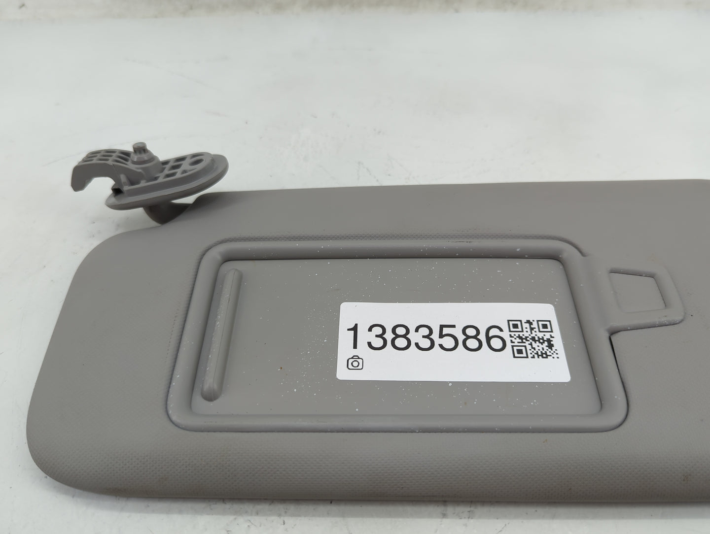2017-2020 Hyundai Elantra Sun Visor Shade Replacement Driver Left Mirror Fits Fits 2017 2018 2019 2020 OEM Used Auto Parts -