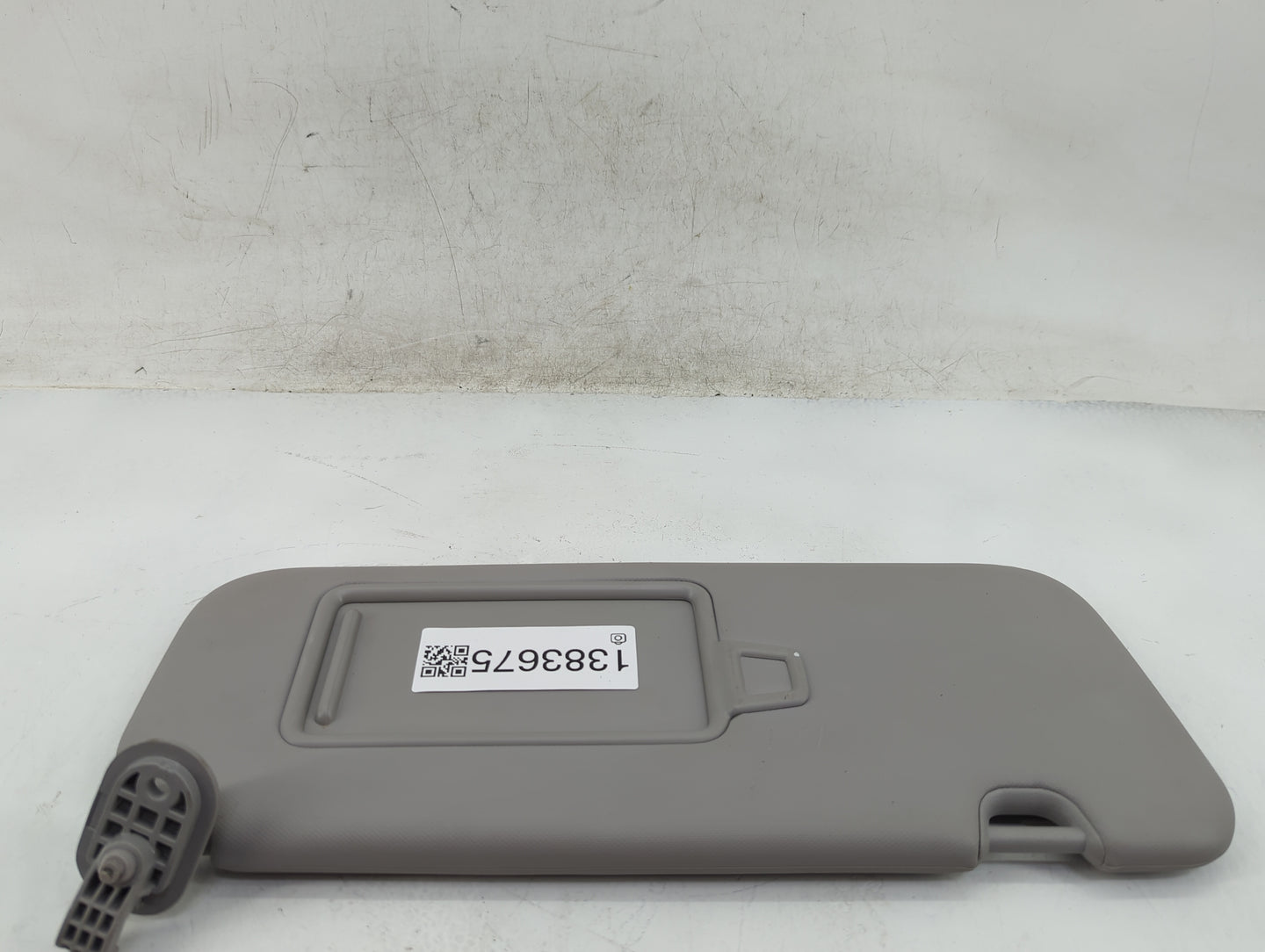 2017-2020 Hyundai Elantra Sun Visor Shade Replacement Passenger Right Mirror Fits Fits 2017 2018 2019 2020 OEM Used Auto Par