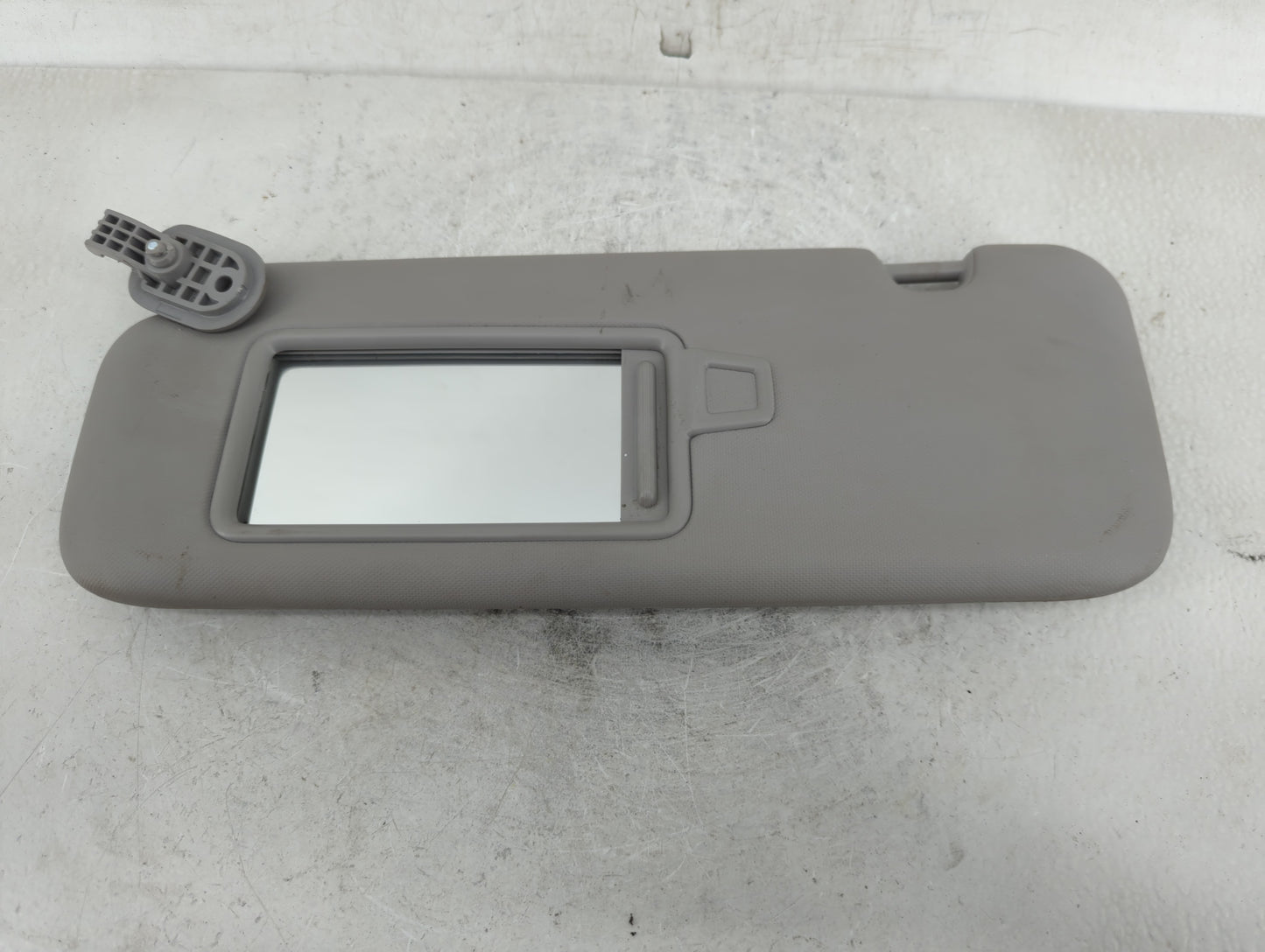 2017-2020 Hyundai Elantra Sun Visor Shade Replacement Driver Left Mirror Fits Fits 2017 2018 2019 2020 OEM Used Auto Parts -