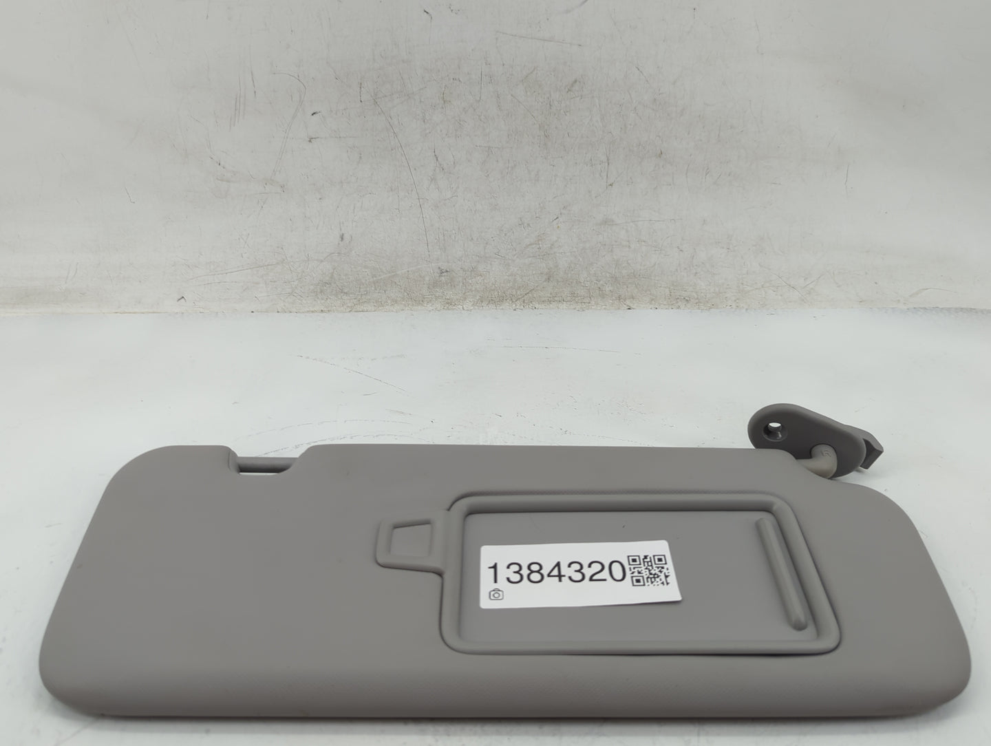 2017-2020 Hyundai Elantra Sun Visor Shade Replacement Passenger Right Mirror Fits Fits 2017 2018 2019 2020 OEM Used Auto Par