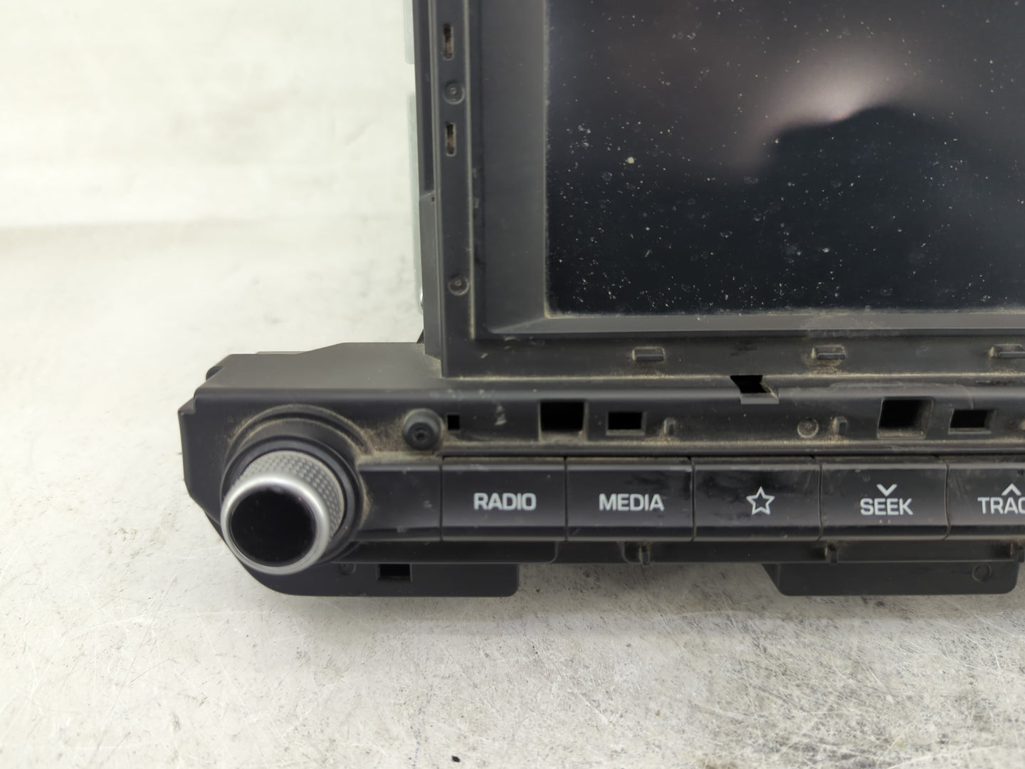 2019-2020 Hyundai Elantra Radio AM FM Cd Player Receiver Replacement P/N:96160F2CA0SSH Fits Fits 2019 2020 OEM Used Auto Par