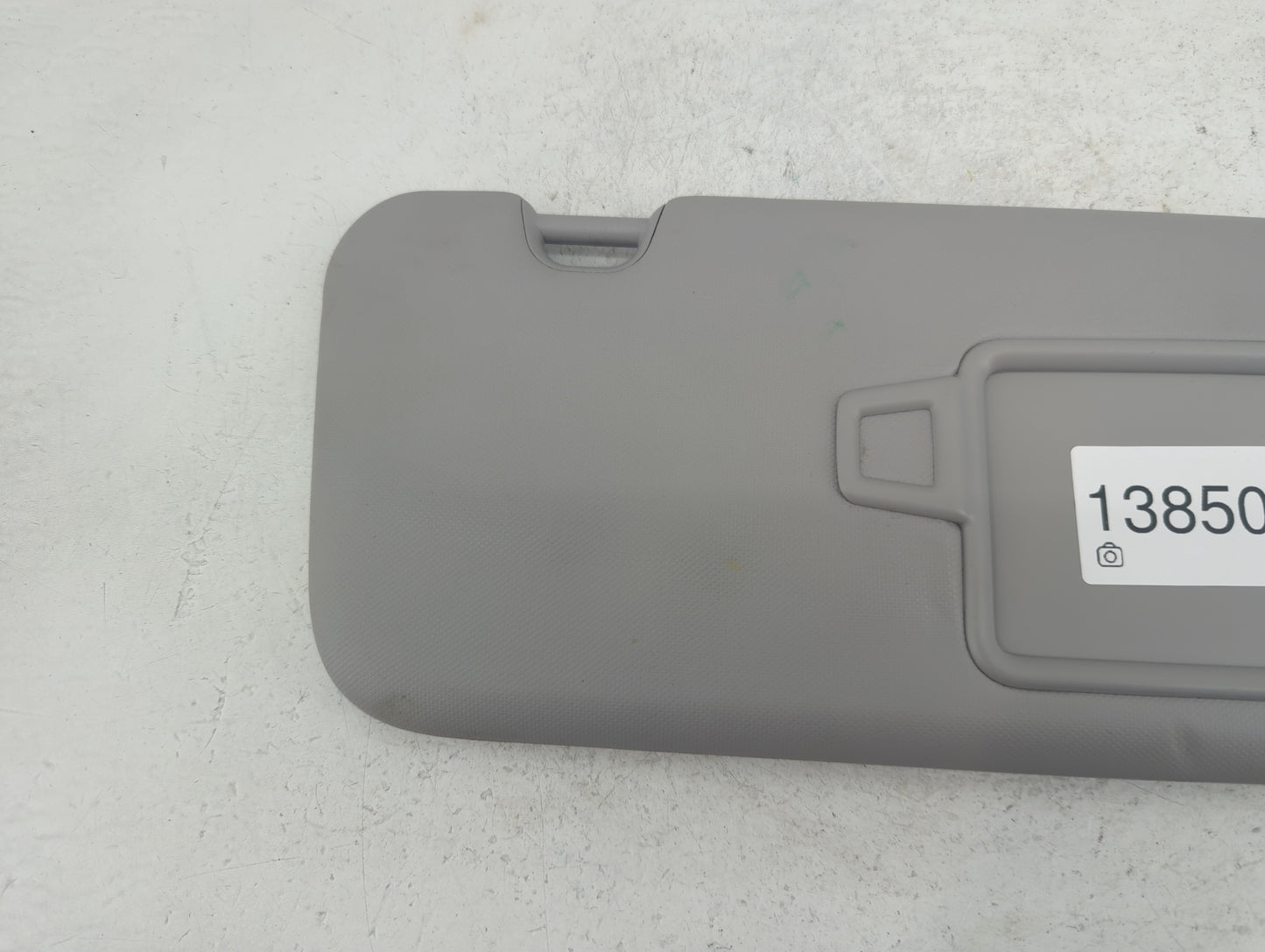 2017-2020 Hyundai Elantra Sun Visor Shade Replacement Passenger Right Mirror Fits Fits 2017 2018 2019 2020 OEM Used Auto Par