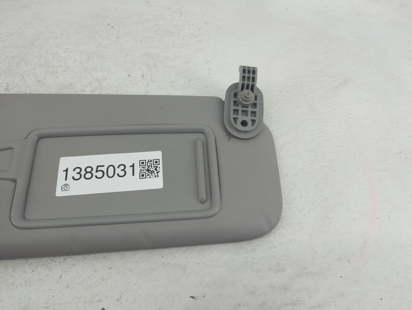 2017-2020 Hyundai Elantra Sun Visor Shade Replacement Passenger Right Mirror Fits Fits 2017 2018 2019 2020 OEM Used Auto Par