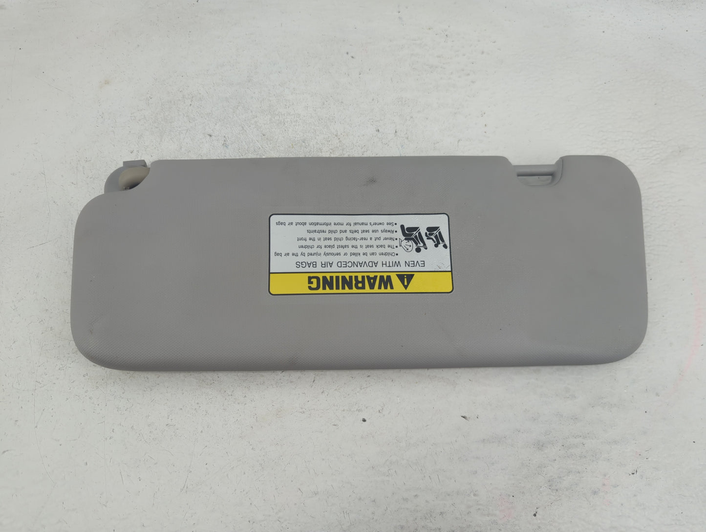 2017-2020 Hyundai Elantra Sun Visor Shade Replacement Passenger Right Mirror Fits Fits 2017 2018 2019 2020 OEM Used Auto Par
