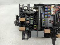 2019-2020 Hyundai Elantra Fusebox Fuse Box Panel Relay Module P/N:91956-F2025 Fits Fits 2019 2020 OEM Used Auto Parts - Oemu