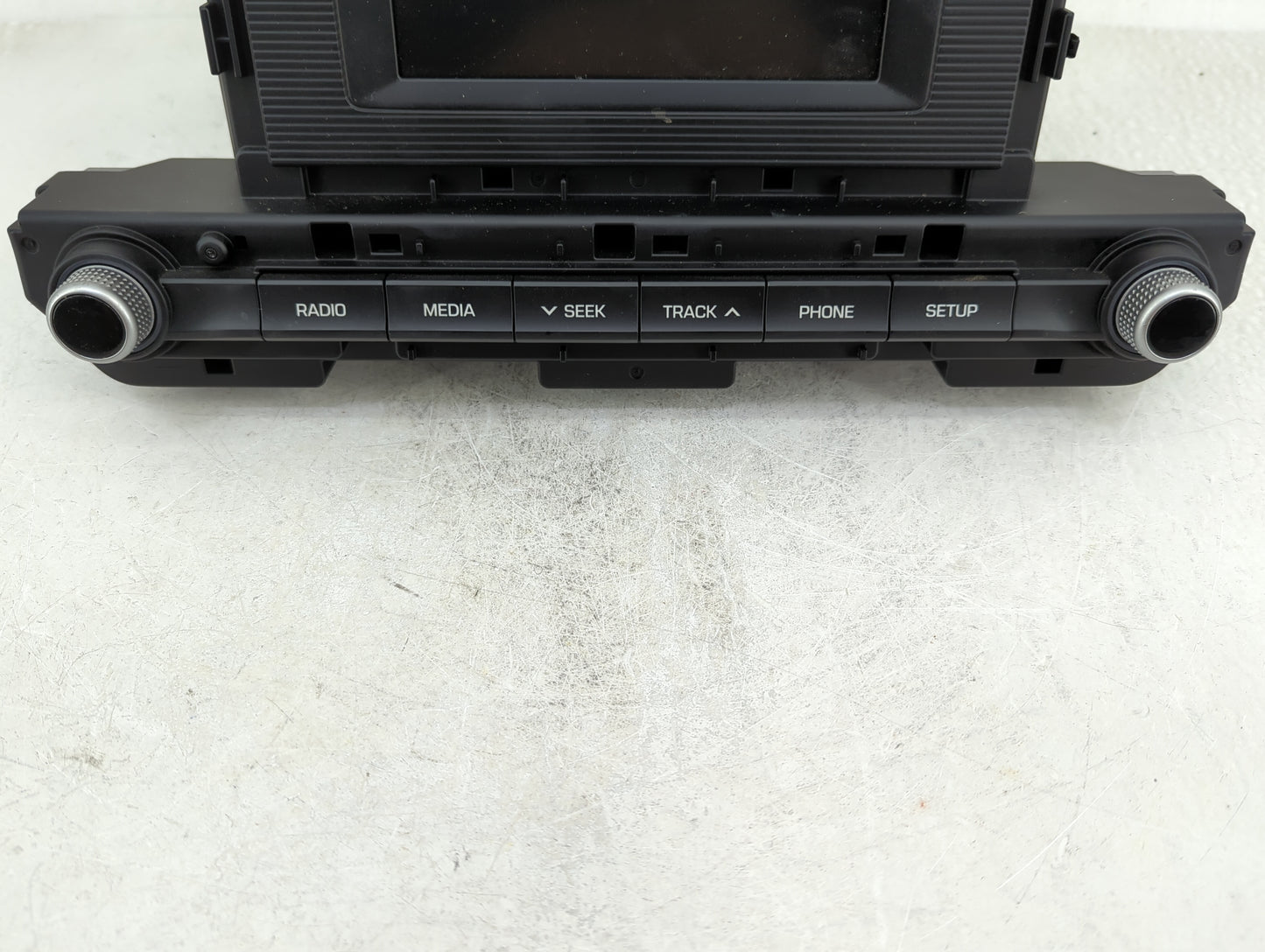 2019-2020 Hyundai Elantra Radio AM FM Cd Player Receiver Replacement P/N:96180-F2UA0SSH Fits Fits 2019 2020 OEM Used Auto Pa