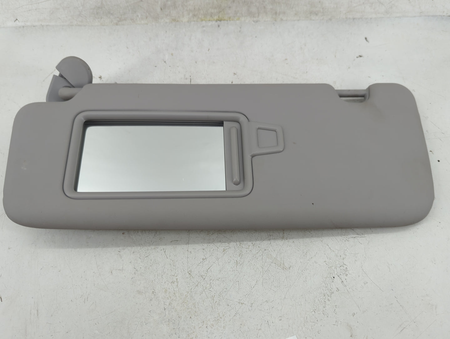 2018-2020 Hyundai Elantra Sun Visor Shade Replacement Driver Left Mirror Fits Fits 2018 2019 2020 OEM Used Auto Parts - Oemu