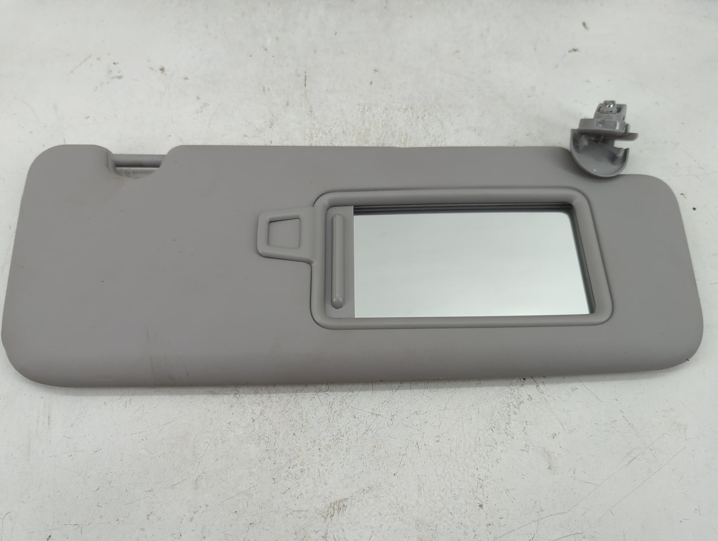 2018-2020 Hyundai Elantra Sun Visor Shade Replacement Passenger Right Mirror Fits Fits 2018 2019 2020 OEM Used Auto Parts - 
