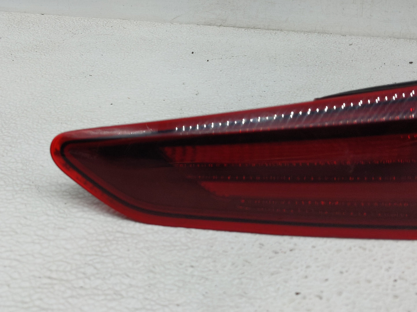 2019-2020 Hyundai Elantra Tail Light Assembly Passenger Right OEM P/N:92404-F3500 Fits Fits 2019 2020 OEM Used Auto Parts - 