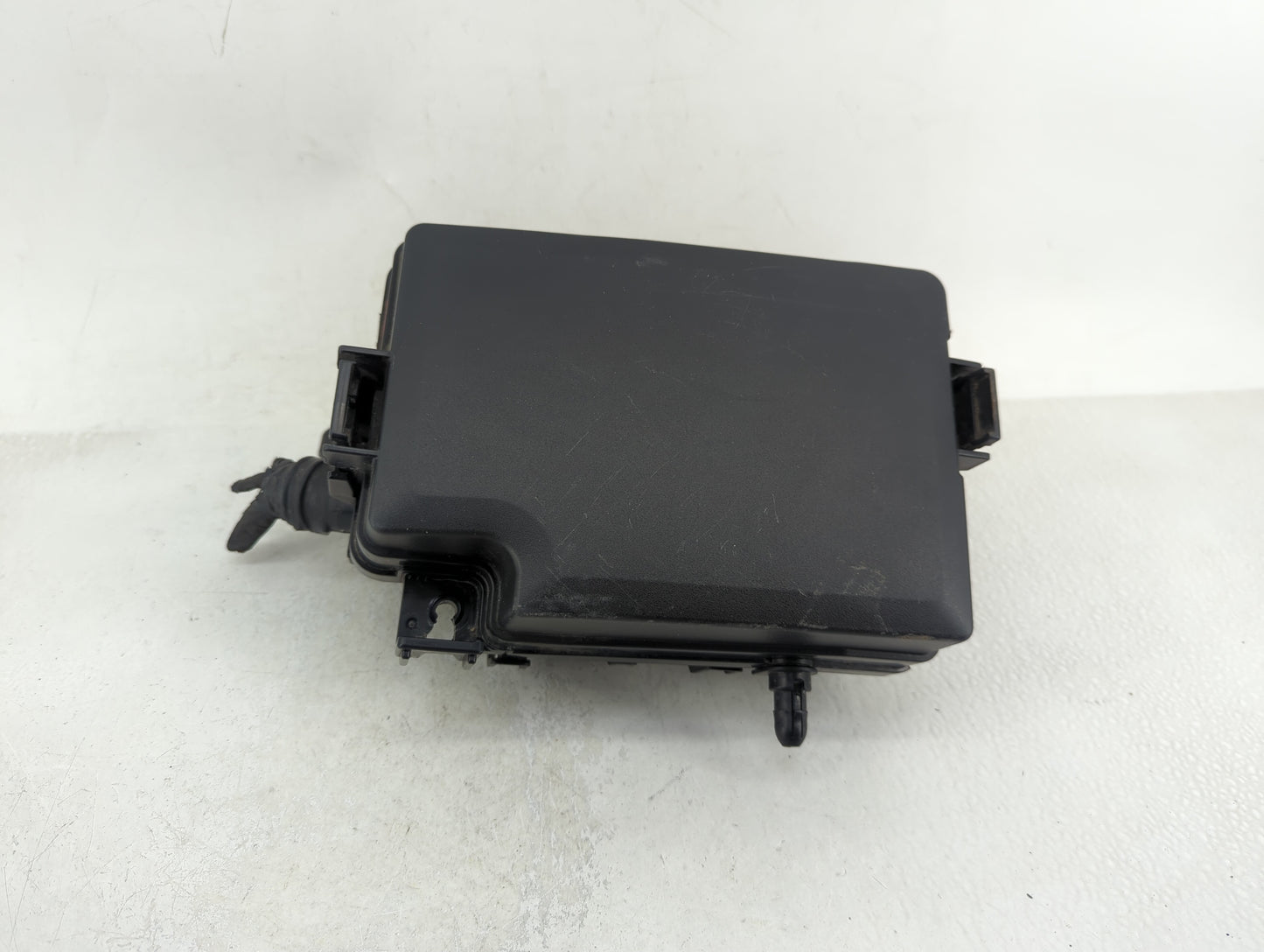 2019-2020 Hyundai Elantra Fusebox Fuse Box Panel Relay Module Fits Fits 2019 2020 OEM Used Auto Parts - Oemusedautoparts1.co