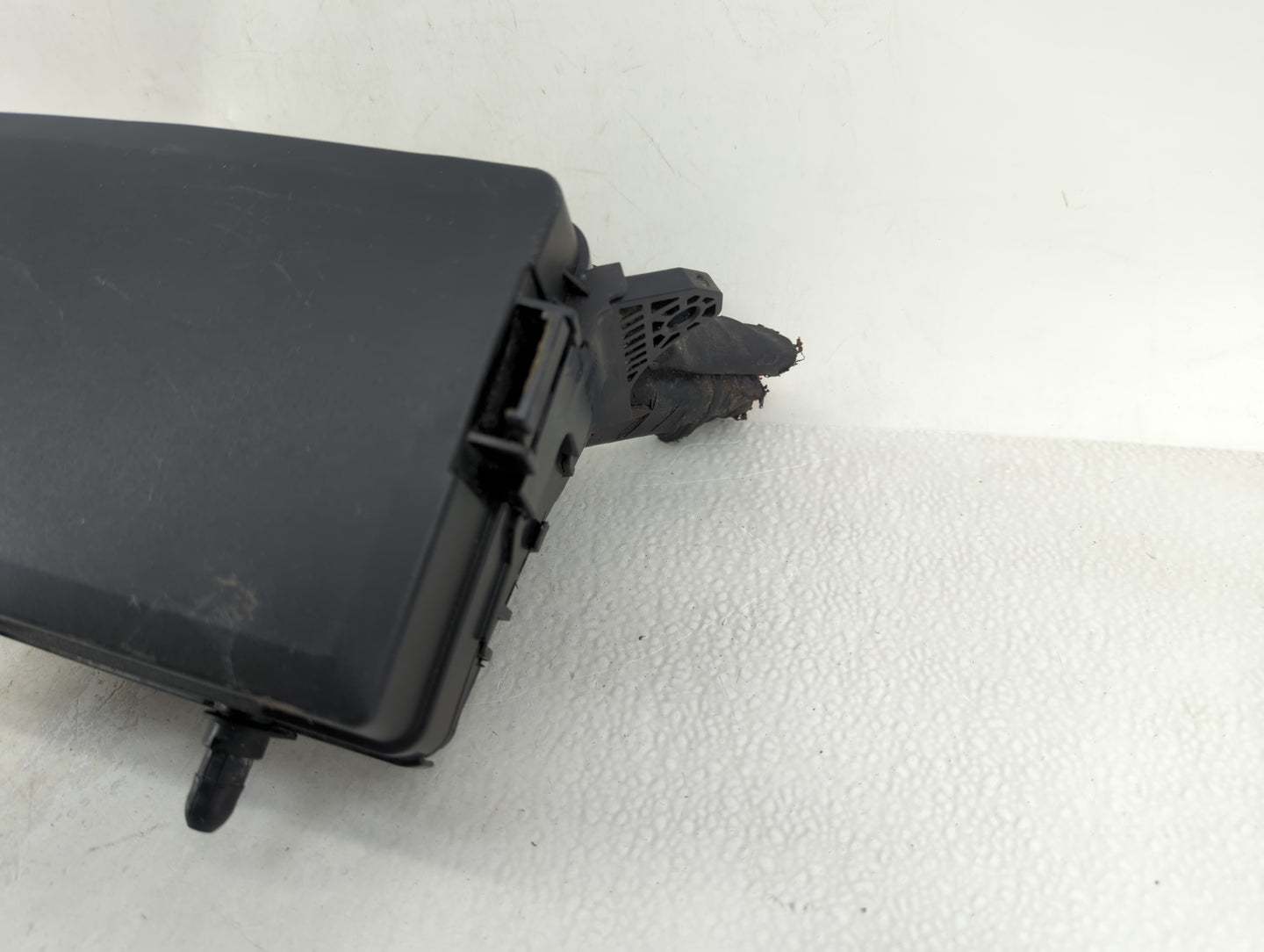 2019-2020 Hyundai Elantra Fusebox Fuse Box Panel Relay Module Fits Fits 2019 2020 OEM Used Auto Parts - Oemusedautoparts1.co