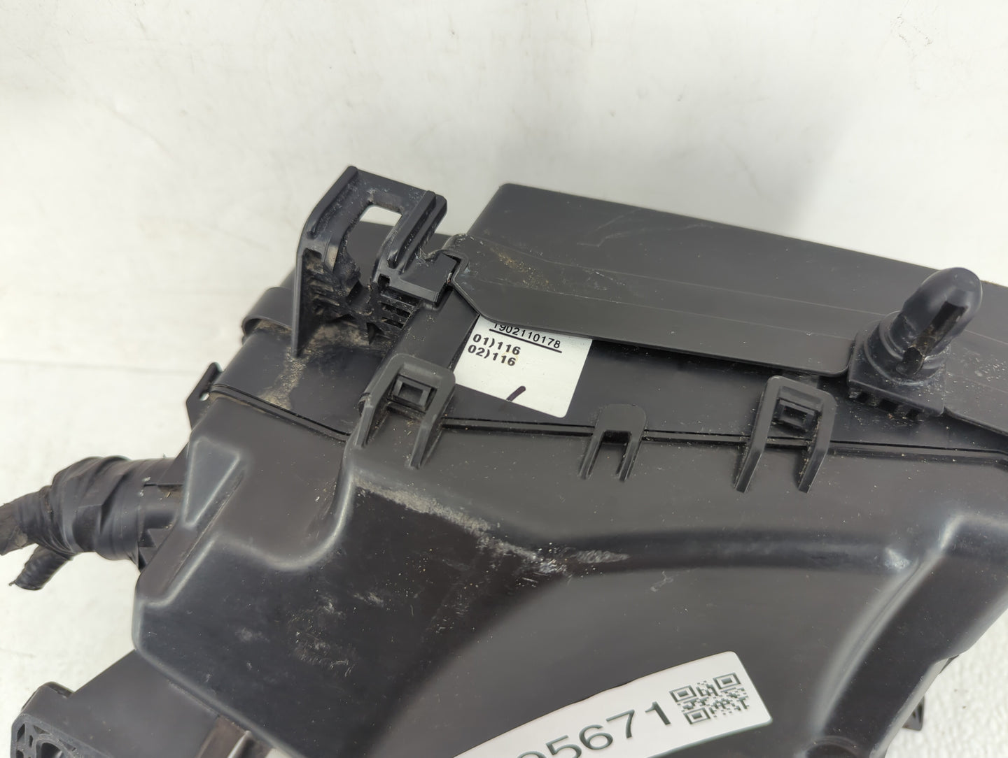 2019-2020 Hyundai Elantra Fusebox Fuse Box Panel Relay Module Fits Fits 2019 2020 OEM Used Auto Parts - Oemusedautoparts1.co