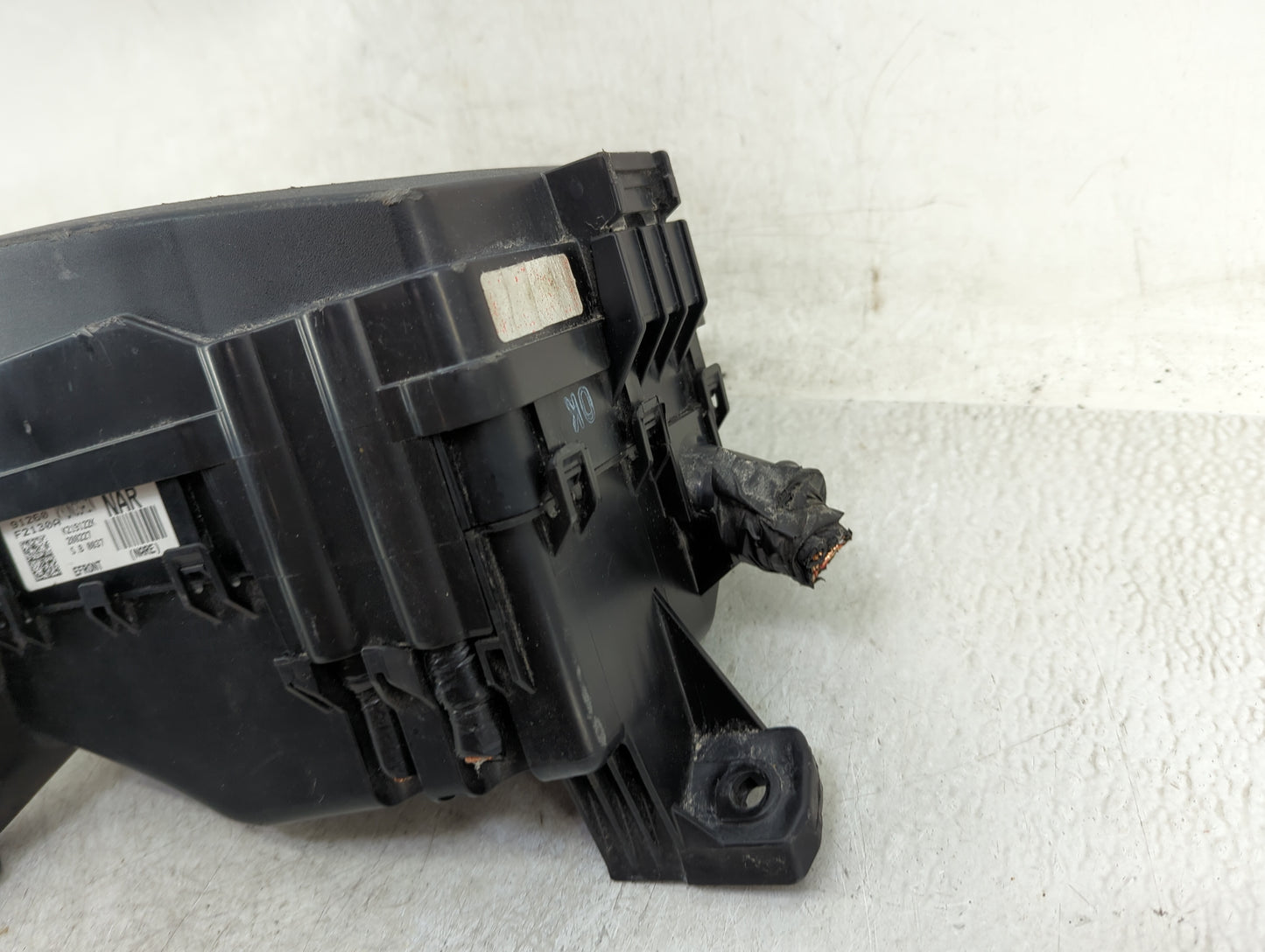 2019-2020 Hyundai Elantra Fusebox Fuse Box Panel Relay Module P/N:91260 F2130A Fits Fits 2019 2020 OEM Used Auto Parts - Oem