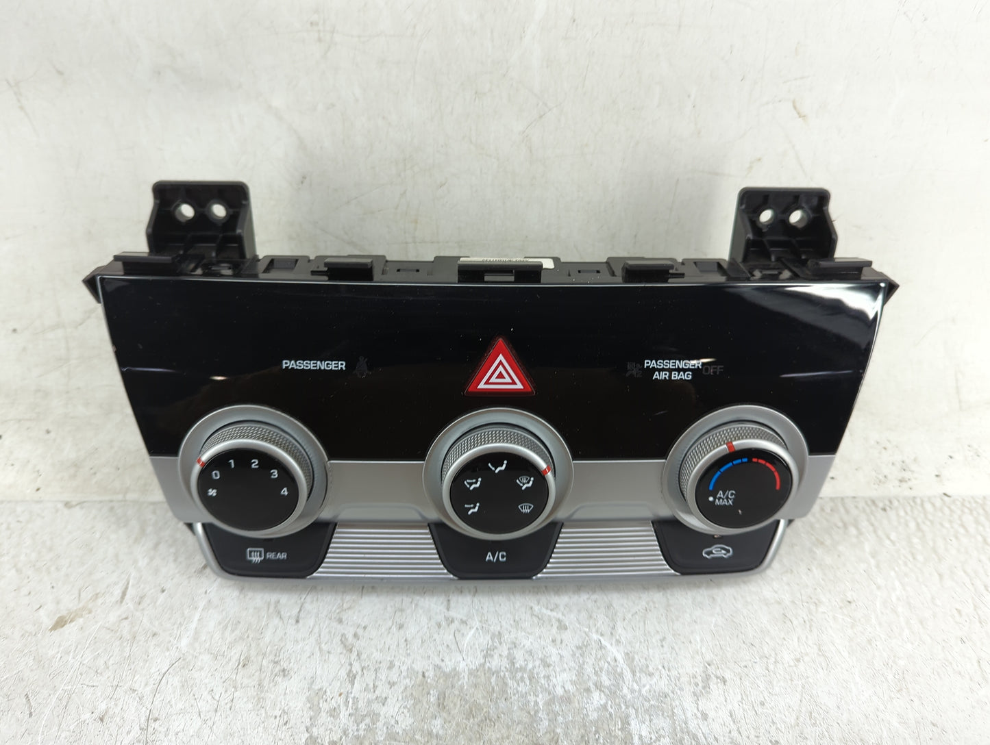 2019-2020 Hyundai Elantra Climate Control Module Temperature AC/Heater Replacement P/N:97250-F3DA0 Fits Fits 2019 2020 OEM U