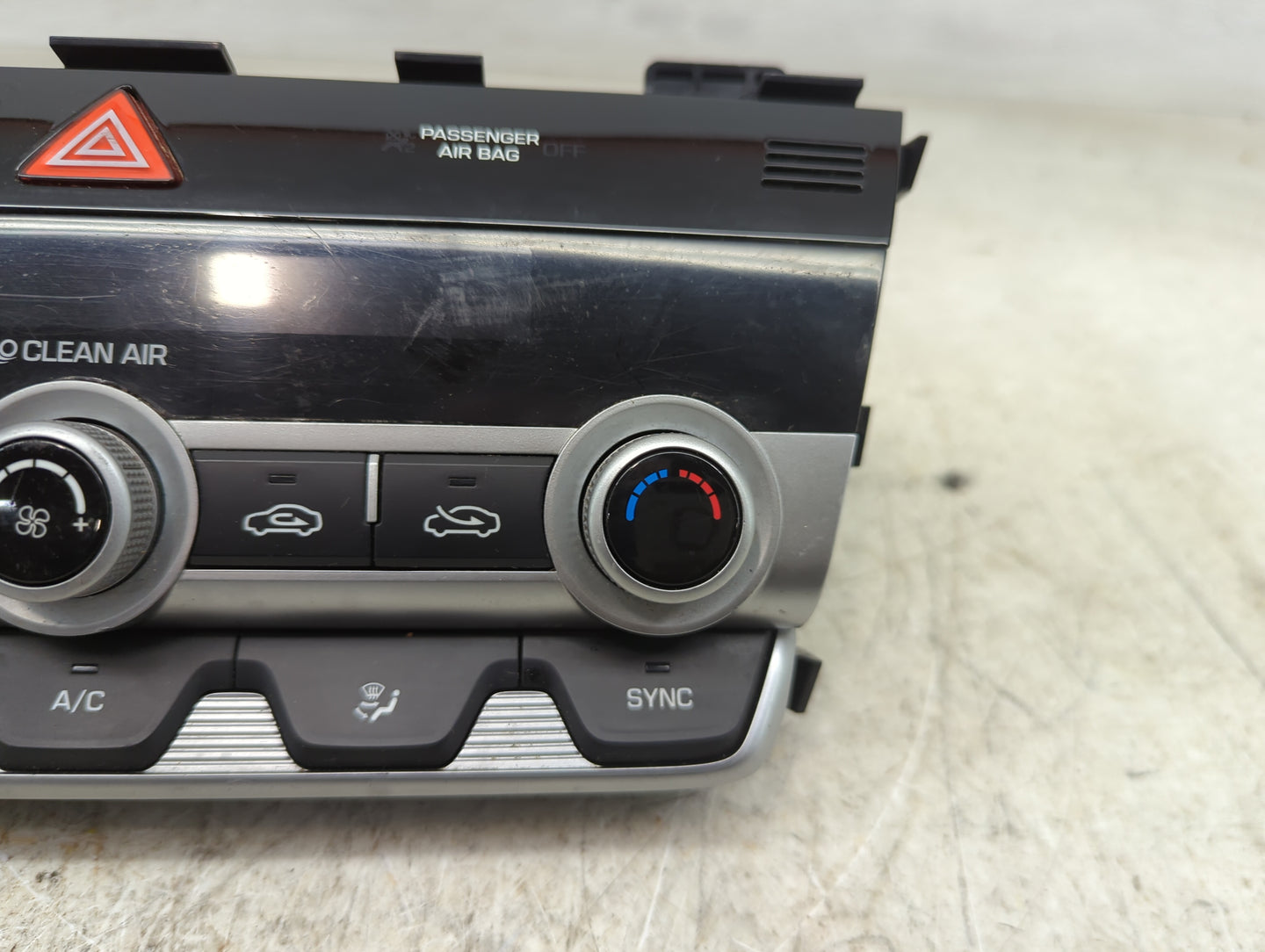 2019-2020 Hyundai Elantra Climate Control Module Temperature AC/Heater Replacement P/N:97250-F3DA0 Fits Fits 2019 2020 OEM U