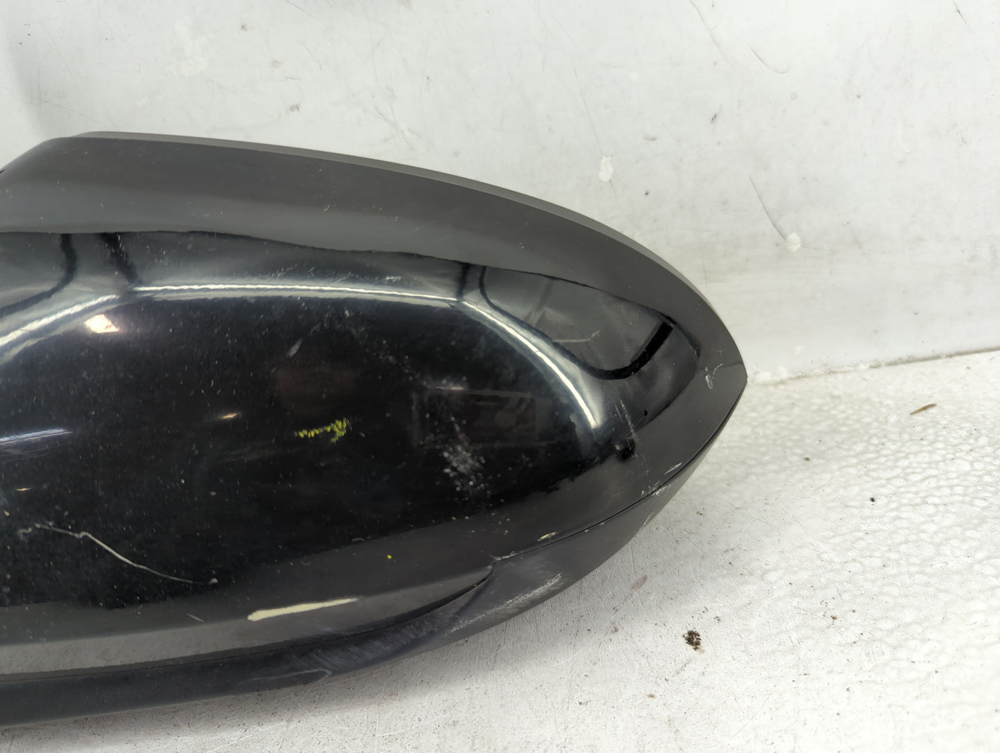 2017-2020 Hyundai Elantra Driver Side View Mirror - Left Door Mirror OEM Used - Oemusedautoparts1.com