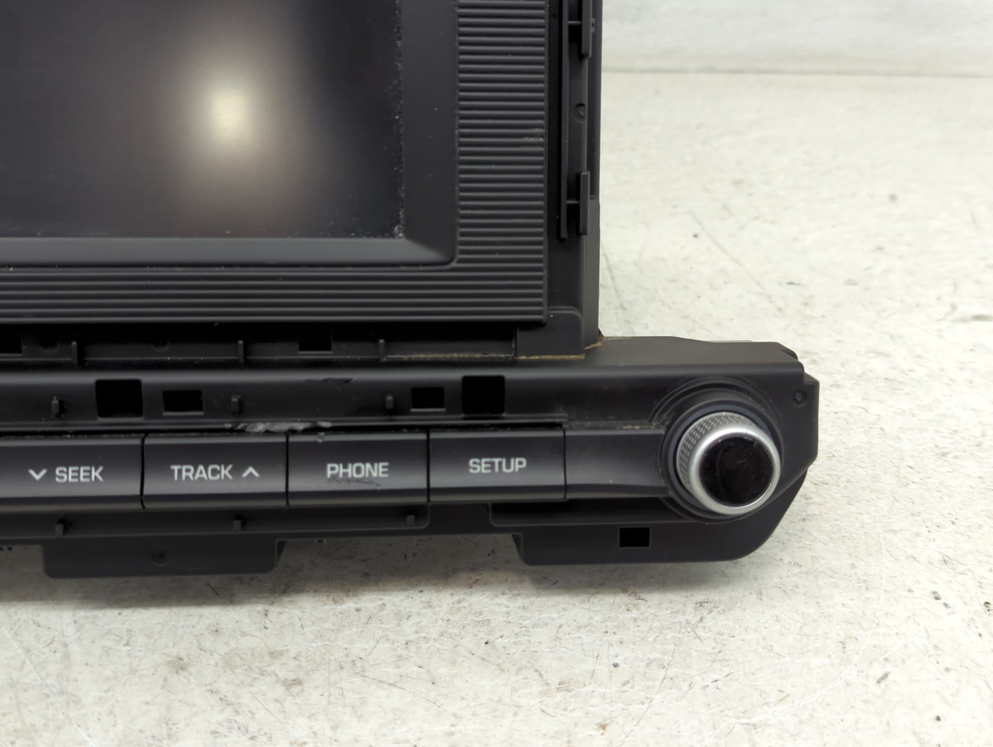 2019-2020 Hyundai Elantra Radio AM FM Cd Player Receiver Replacement P/N:96180F2UA0SSH Fits Fits 2019 2020 OEM Used Auto Par