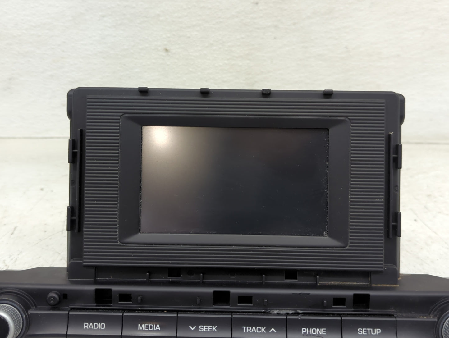 2019-2020 Hyundai Elantra Radio AM FM Cd Player Receiver Replacement P/N:96180F2UA0SSH Fits Fits 2019 2020 OEM Used Auto Par