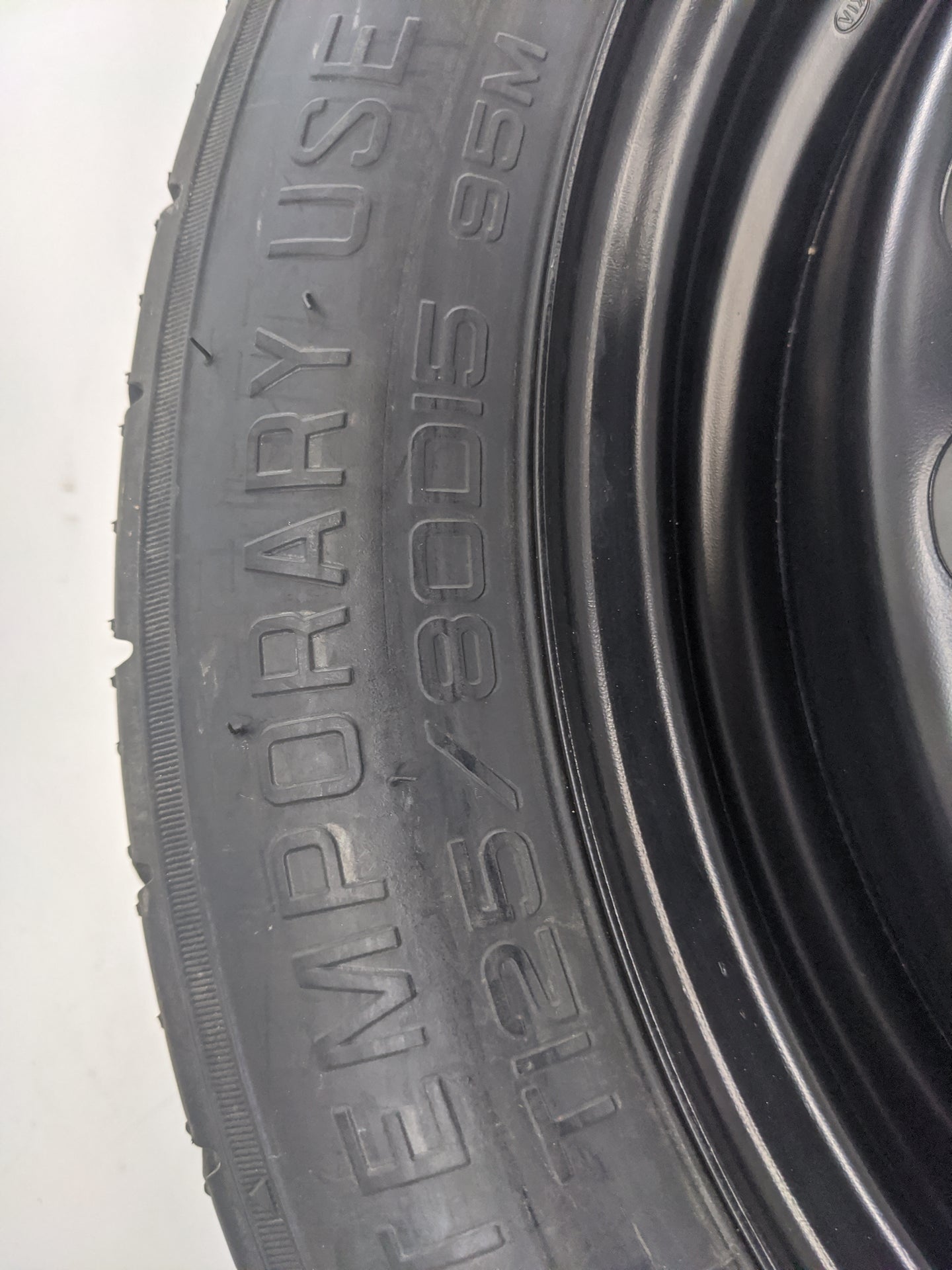 2011-2022 Hyundai Elantra Spare Donut Tire Wheel Rim Oem 1420883 - Oemusedautoparts1.com
