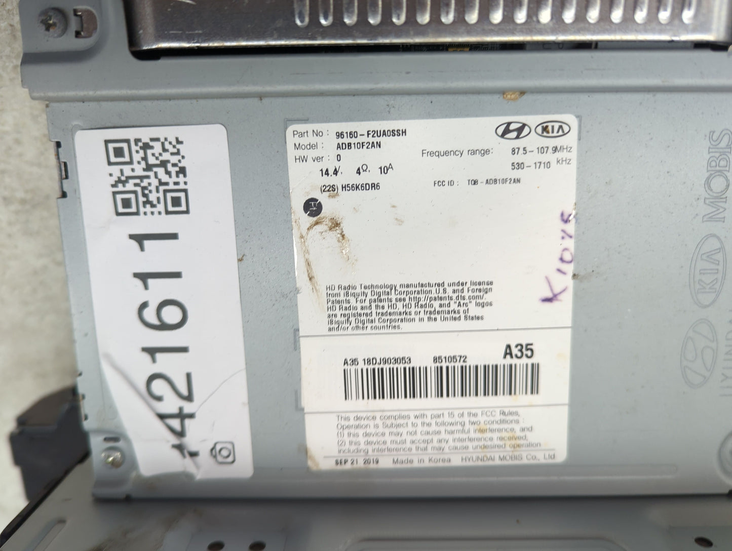 2019-2020 Hyundai Elantra Radio AM FM Cd Player Receiver Replacement P/N:96160-F2UA0SSH Fits Fits 2019 2020 OEM Used Auto Pa