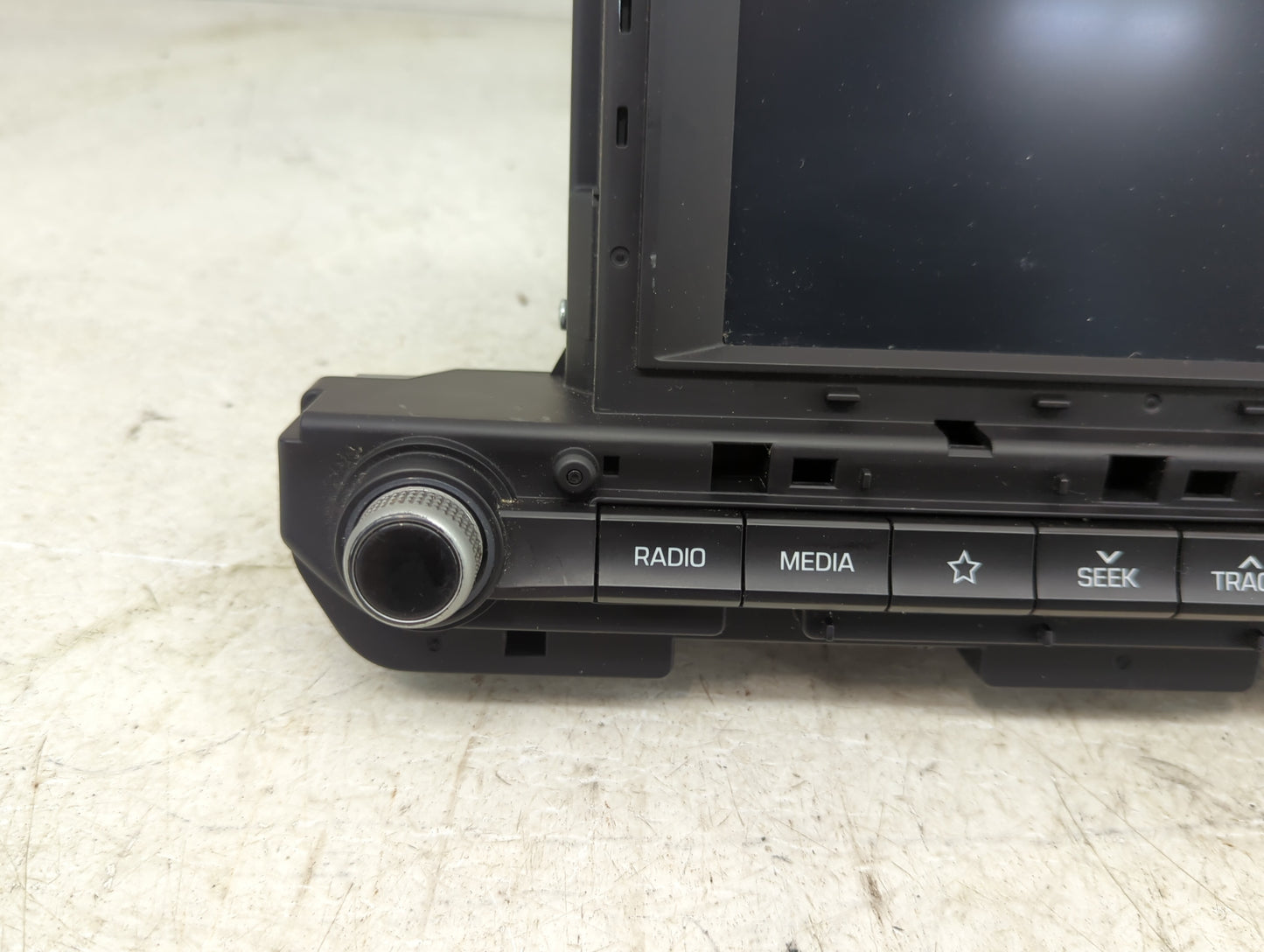 2019-2020 Hyundai Elantra Radio AM FM Cd Player Receiver Replacement P/N:96160-F2UA0SSH ADB10F2AN Fits Fits 2019 2020 OEM Us