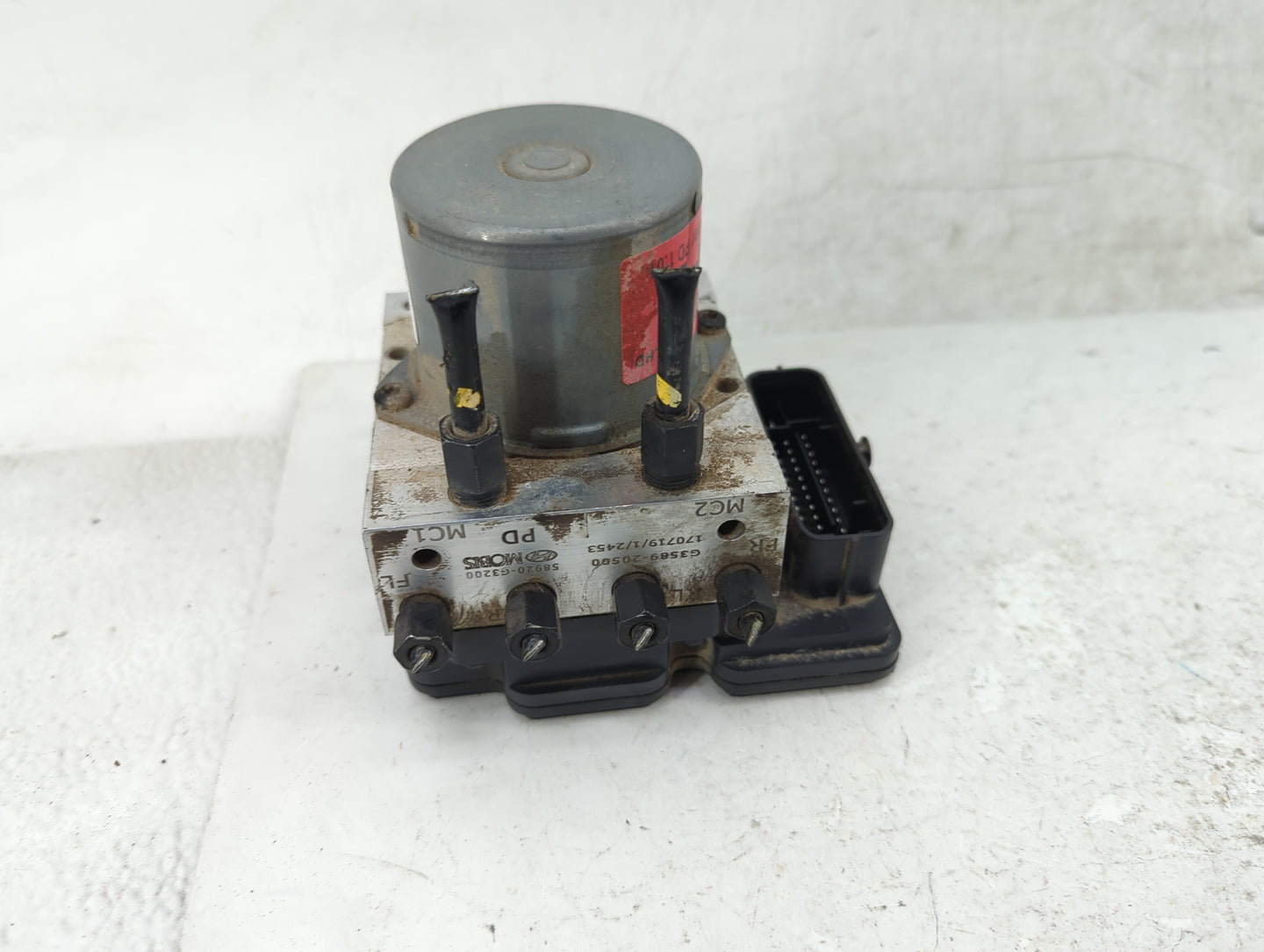 2018-2020 Hyundai Elantra ABS Pump Control Module Replacement P/N:G3589-30500 58900-G3200 Fits Fits 2018 2019 2020 OEM Used 