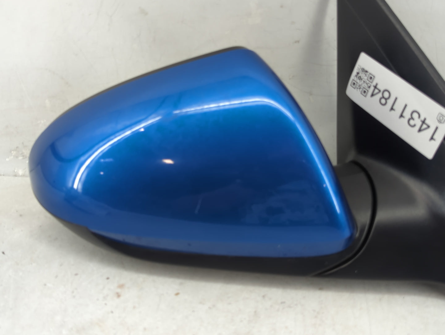 2017-2020 Hyundai Elantra Passenger Side View Mirror - Right Door Mirror OEM Used - Oemusedautoparts1.com