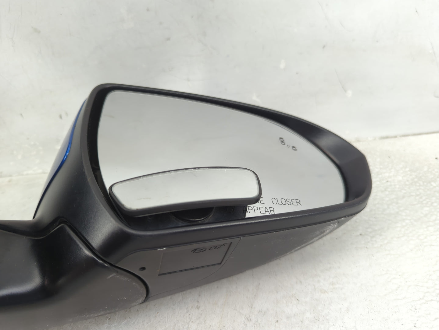 2017-2020 Hyundai Elantra Passenger Side View Mirror - Right Door Mirror OEM Used - Oemusedautoparts1.com