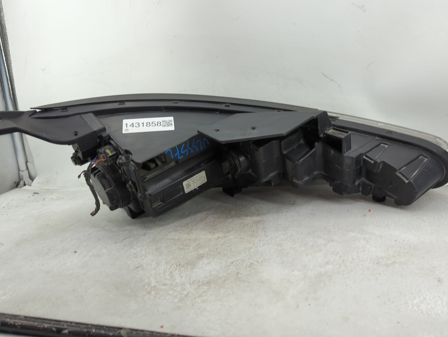 Hyundai Elantra Driver Left Oem Head Light Headlight Lamp - Oemusedautoparts1.com