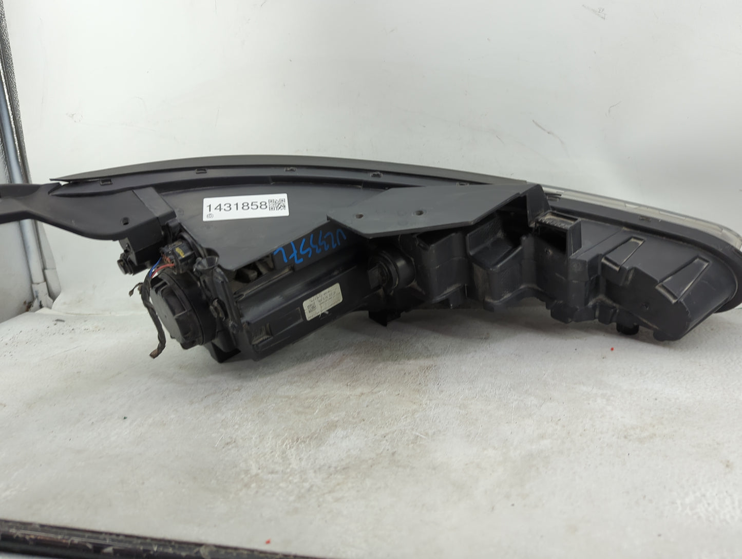 Hyundai Elantra Driver Left Oem Head Light Headlight Lamp - Oemusedautoparts1.com