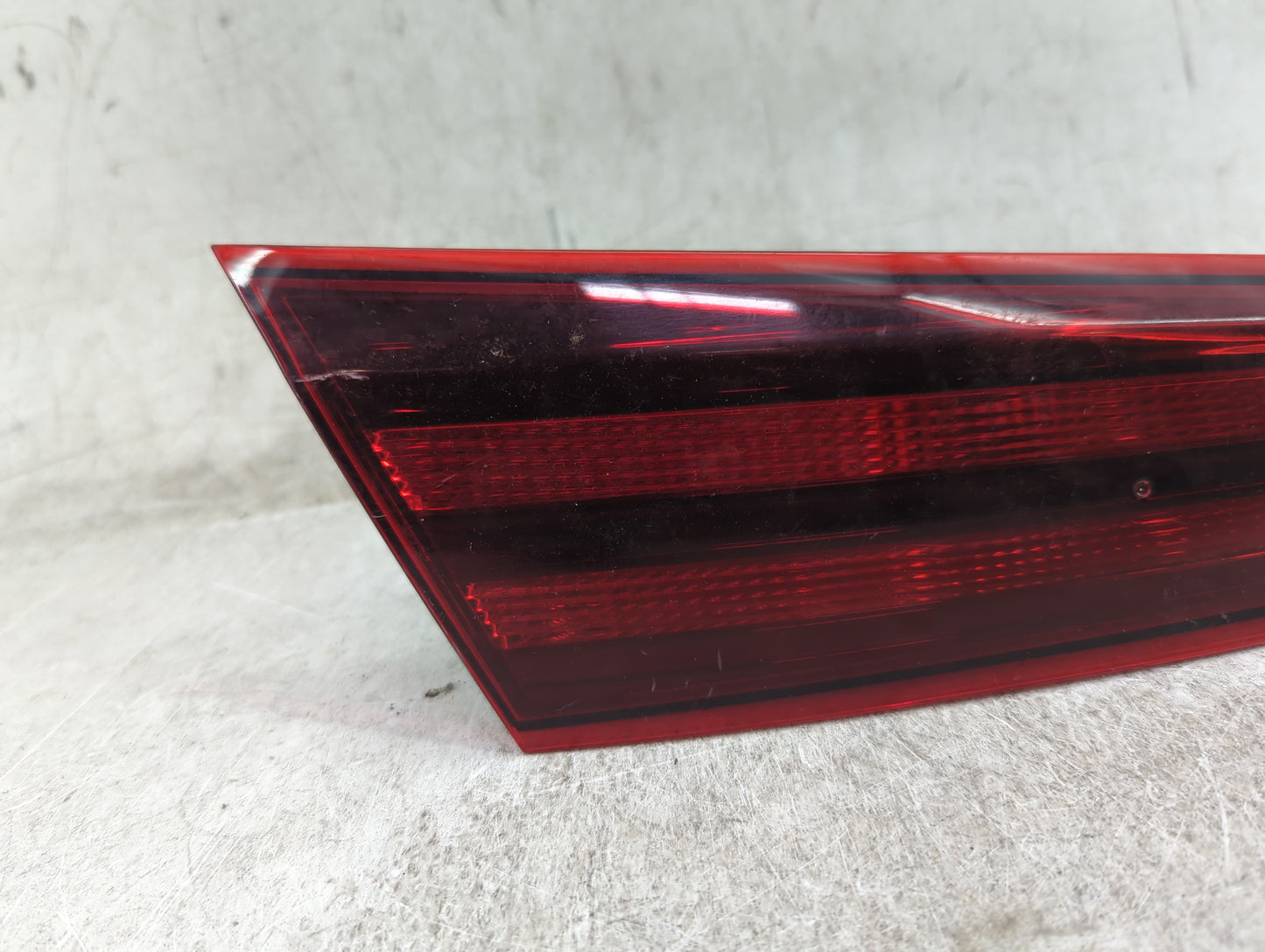 2019-2020 Hyundai Elantra Driver Left Side Deck Lid Mounted Tail Light - Oemusedautoparts1.com
