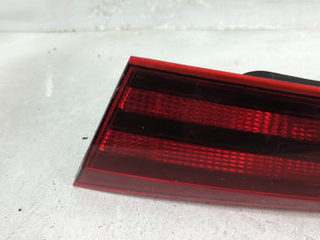 2019-2020 Hyundai Elantra Tail Light Assembly Passenger Right OEM P/N:92404-F3500 Fits Fits 2019 2020 OEM Used Auto Parts