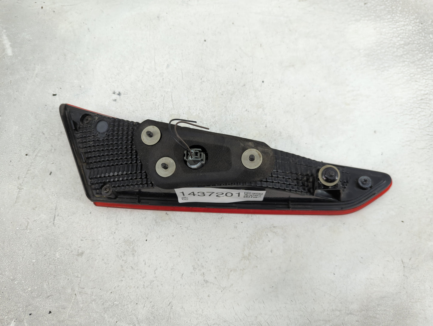 2019-2020 Hyundai Elantra Tail Light Assembly Passenger Right OEM P/N:92404-F3500 Fits Fits 2019 2020 OEM Used Auto Parts - 