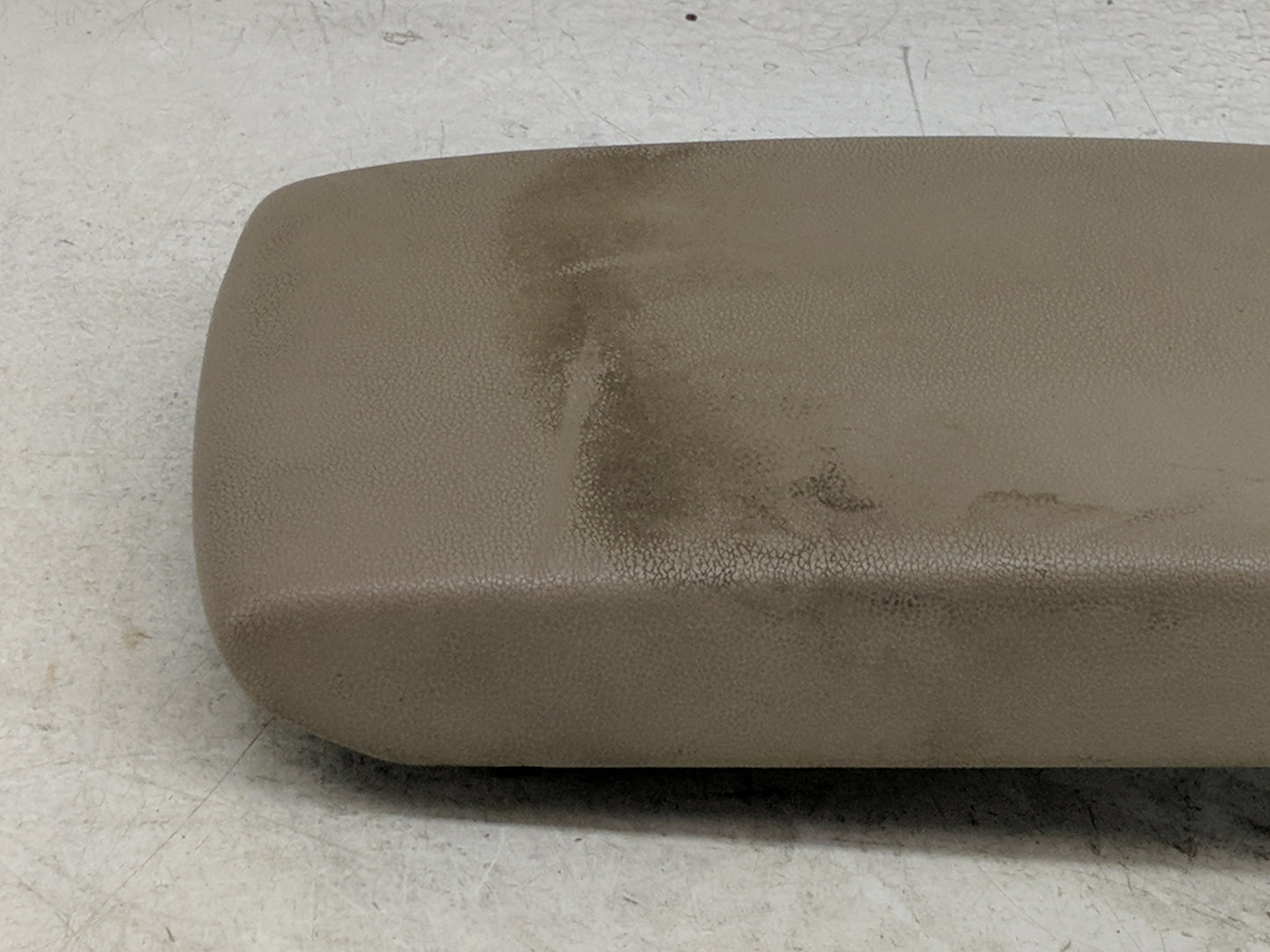 2020 Hyundai Elantra Center Console Armrest Cover Lid Fits OEM Used Auto Parts - Oemusedautoparts1.com