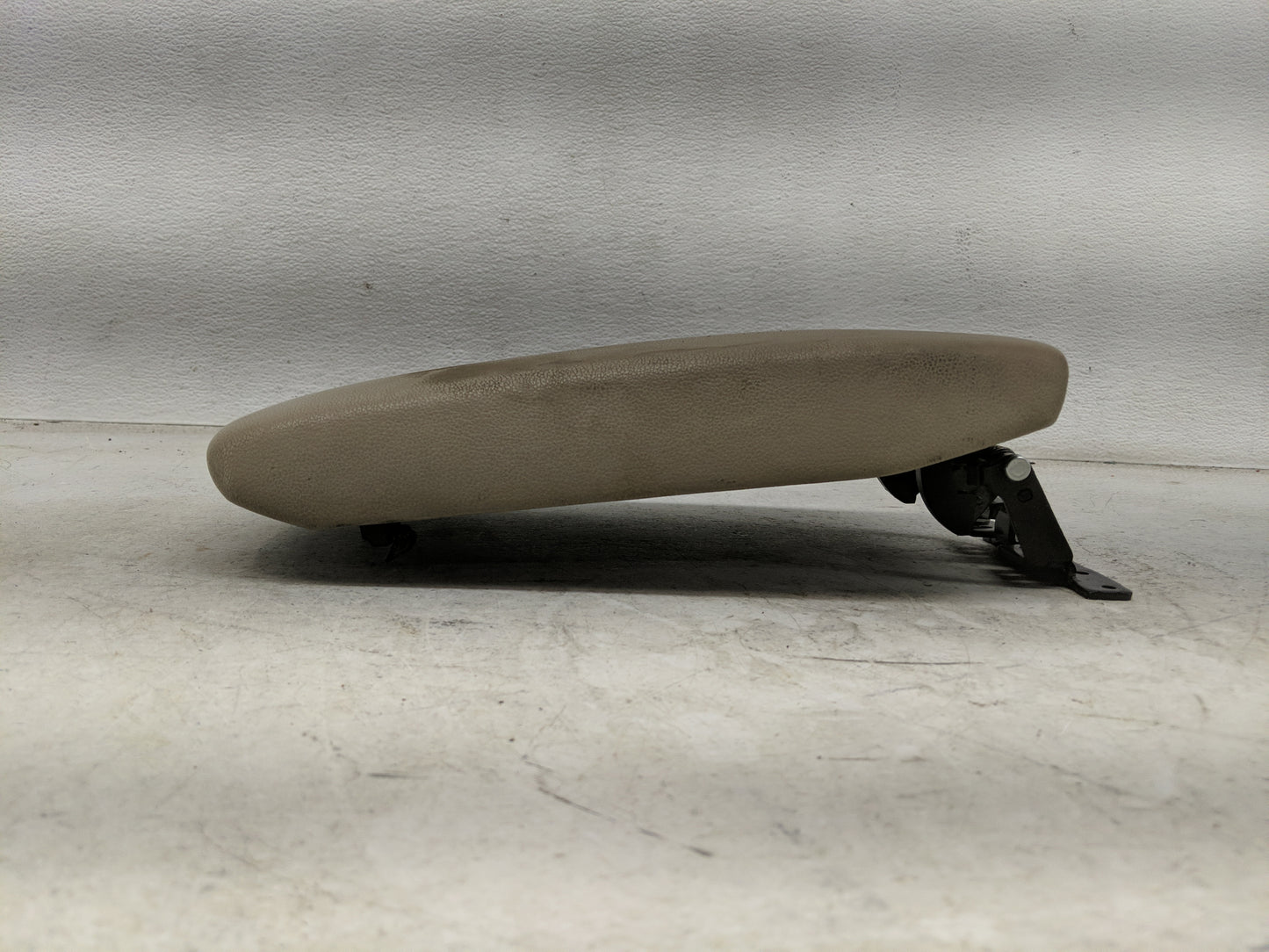 2020 Hyundai Elantra Center Console Armrest Cover Lid Fits OEM Used Auto Parts - Oemusedautoparts1.com