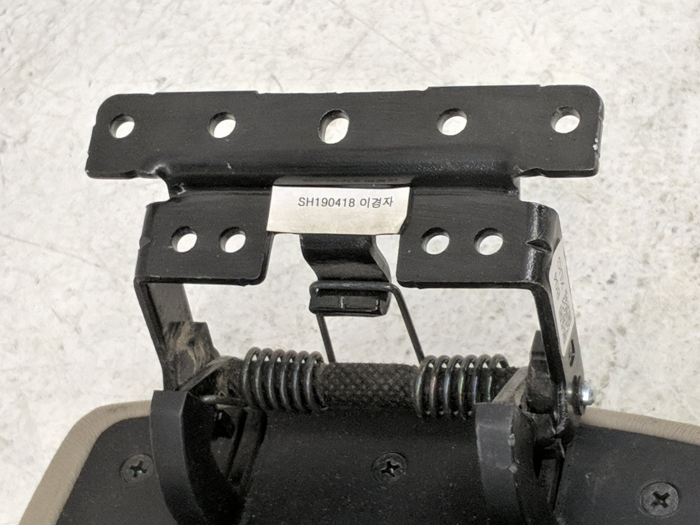 2020 Hyundai Elantra Center Console Armrest Cover Lid Fits OEM Used Auto Parts - Oemusedautoparts1.com