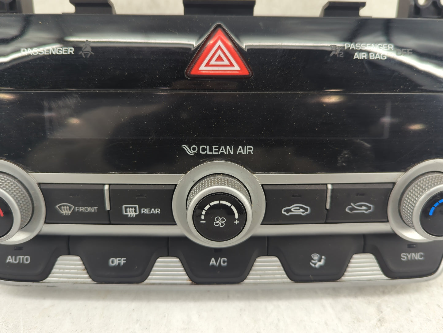 2019-2020 Hyundai Elantra Climate Control Module Temperature AC/Heater Replacement P/N:97250-F3DA0 Fits Fits 2019 2020 OEM U