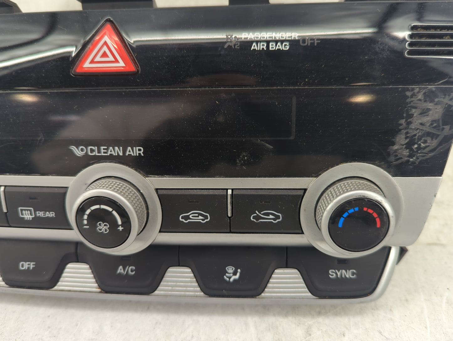 2019-2020 Hyundai Elantra Climate Control Module Temperature AC/Heater Replacement P/N:97250-F3DA0 Fits Fits 2019 2020 OEM U