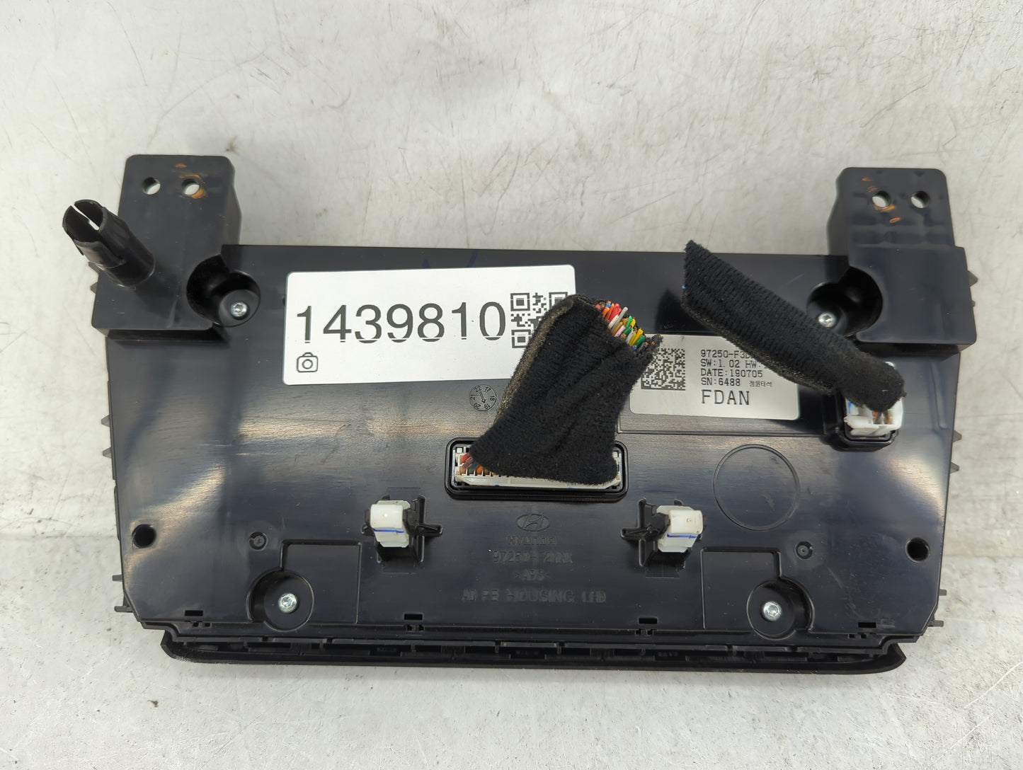 2019-2020 Hyundai Elantra Climate Control Module Temperature AC/Heater Replacement P/N:97250-F3DA0 Fits Fits 2019 2020 OEM U