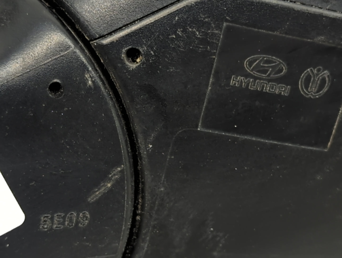 2018-2020 Hyundai Elantra Passenger Side View Mirror - Right Door Mirror OEM Used - Oemusedautoparts1.com