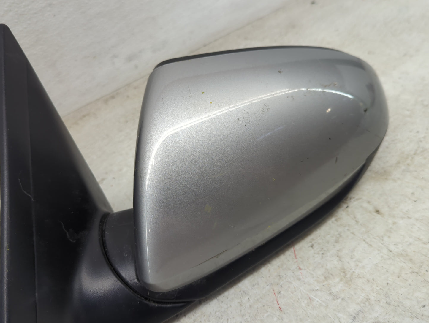 2017-2020 Hyundai Elantra Driver Side View Mirror - Left Door Mirror OEM Used - Oemusedautoparts1.com