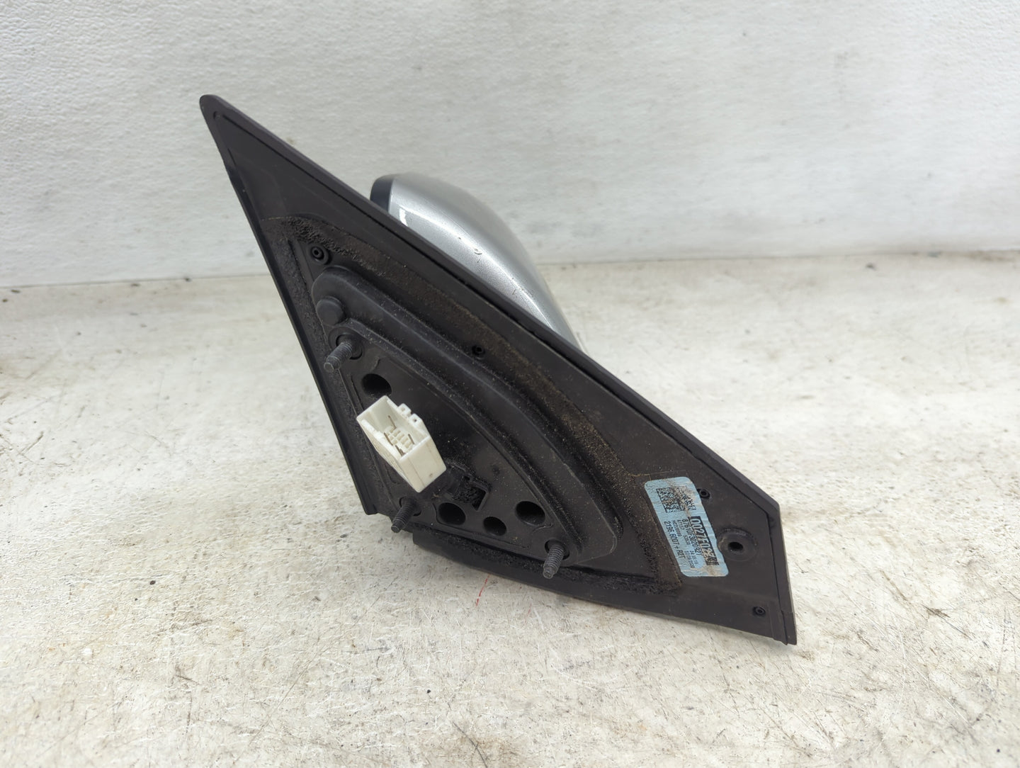 2017-2020 Hyundai Elantra Driver Side View Mirror - Left Door Mirror OEM Used - Oemusedautoparts1.com