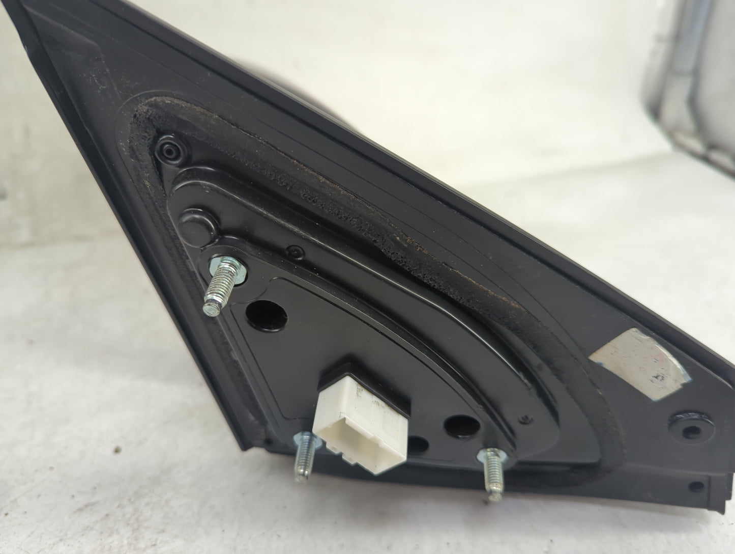 2017-2020 Hyundai Elantra Driver Side View Mirror - Left Door Mirror OEM Used - Oemusedautoparts1.com