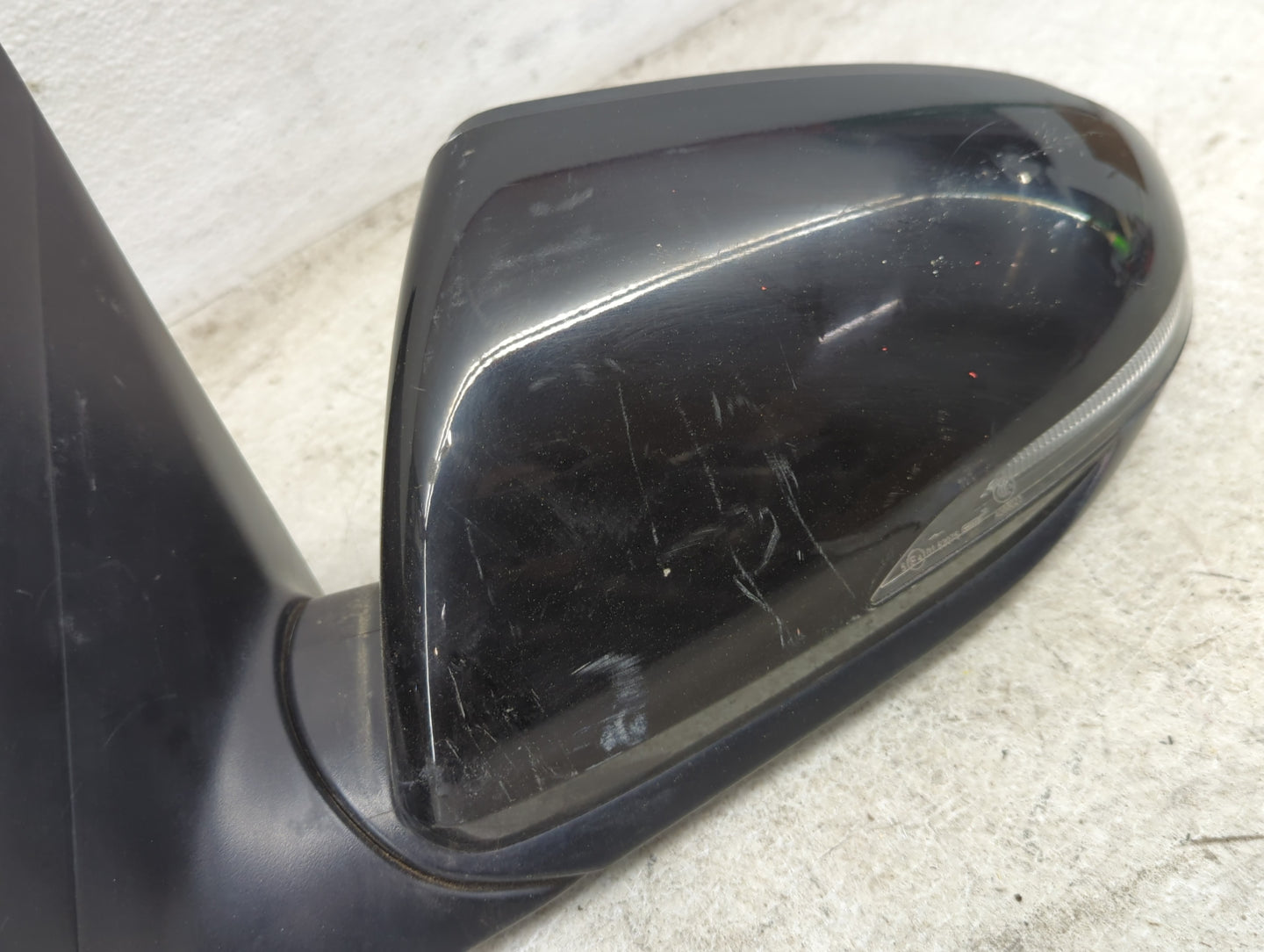 2019-2020 Hyundai Elantra Driver Side View Mirror - Left Door Mirror OEM Used - Oemusedautoparts1.com