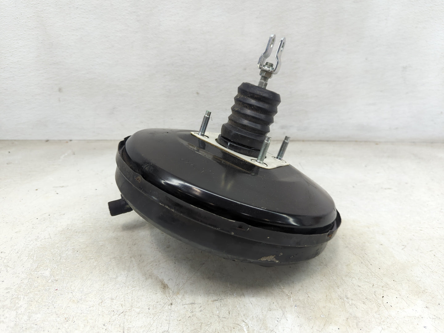 2017-2020 Hyundai Elantra Power Brake Booster Oem 1450584 - Oemusedautoparts1.com