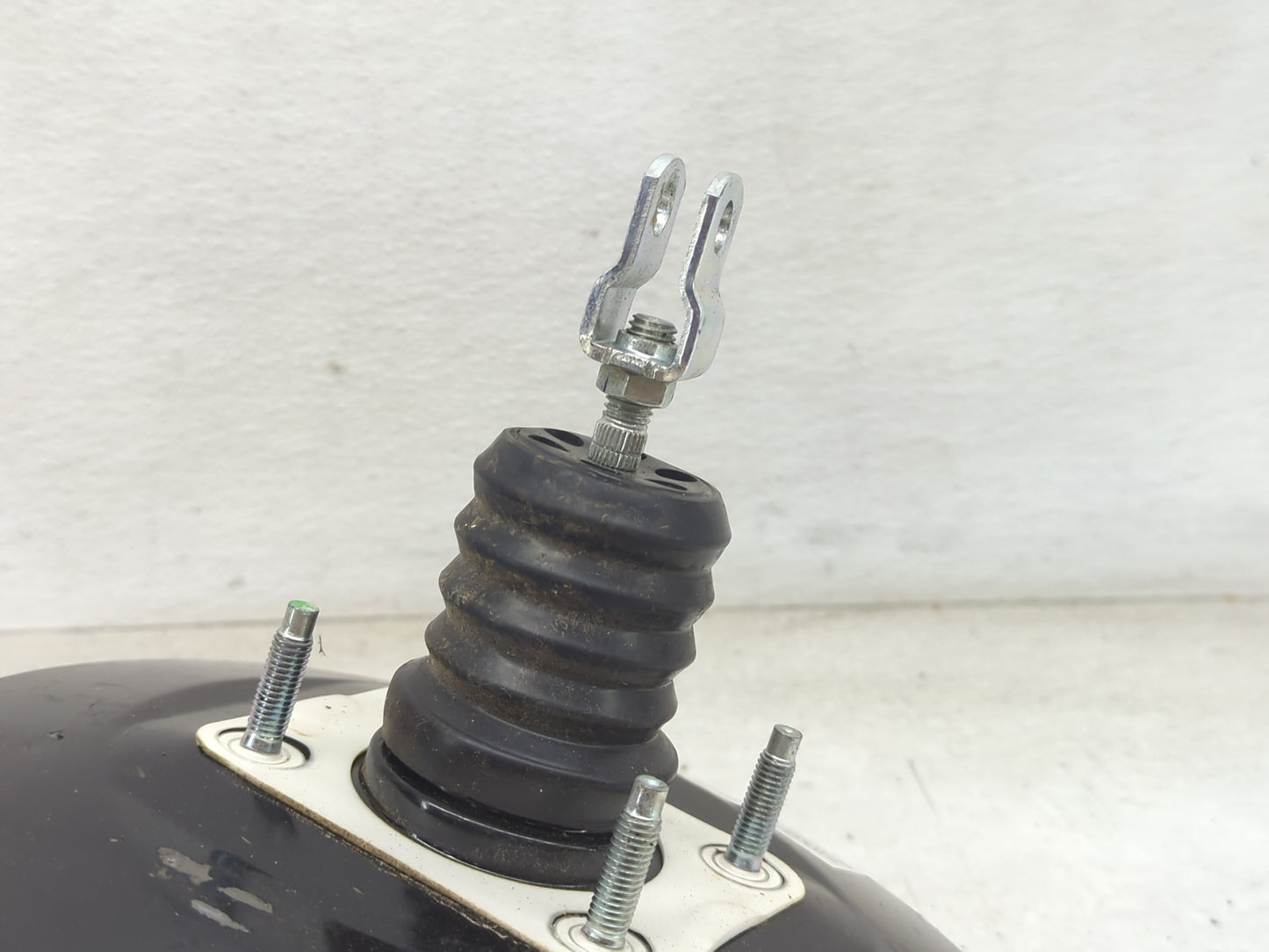 2017-2020 Hyundai Elantra Power Brake Booster Oem 1450584 - Oemusedautoparts1.com