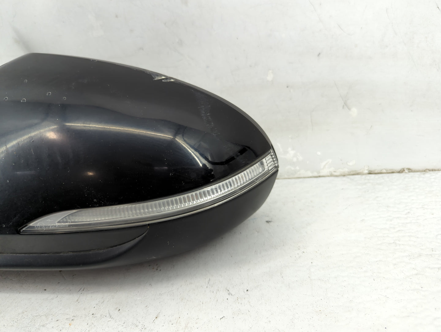 2019-2020 Hyundai Elantra Driver Side View Mirror - Left Door Mirror OEM Used - Oemusedautoparts1.com