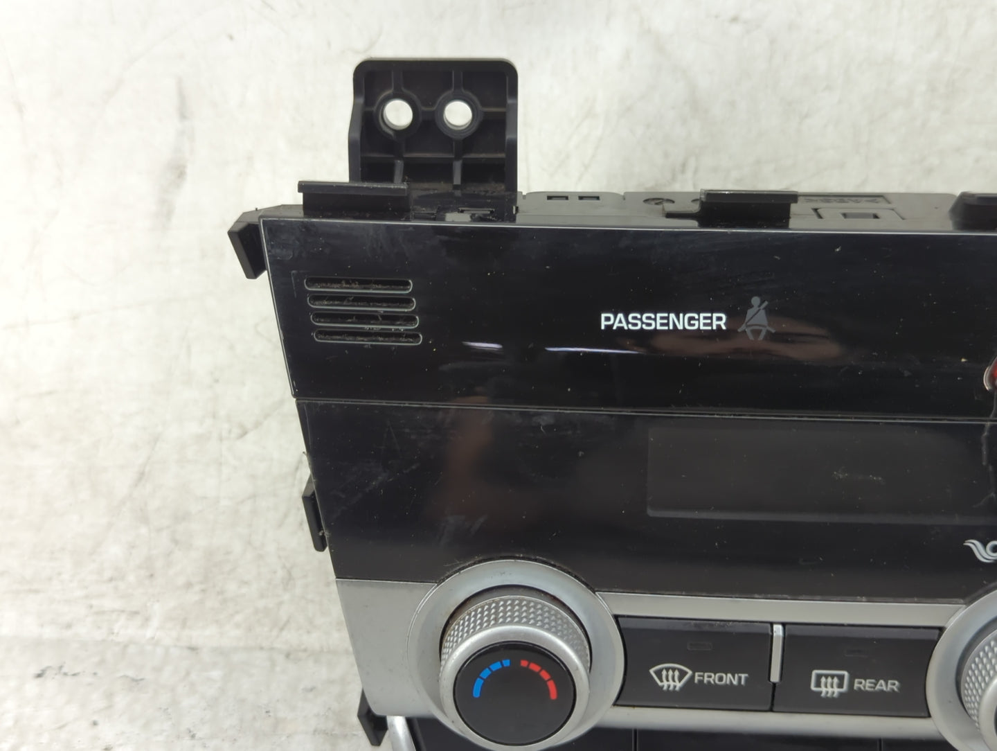 2019-2020 Hyundai Elantra Climate Control Module Temperature AC/Heater Replacement P/N:97250-F3DA0 Fits Fits 2019 2020 OEM U